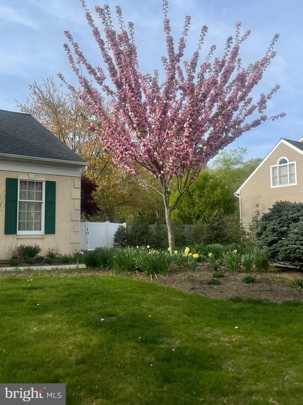 MEADOWBROOK - Residential