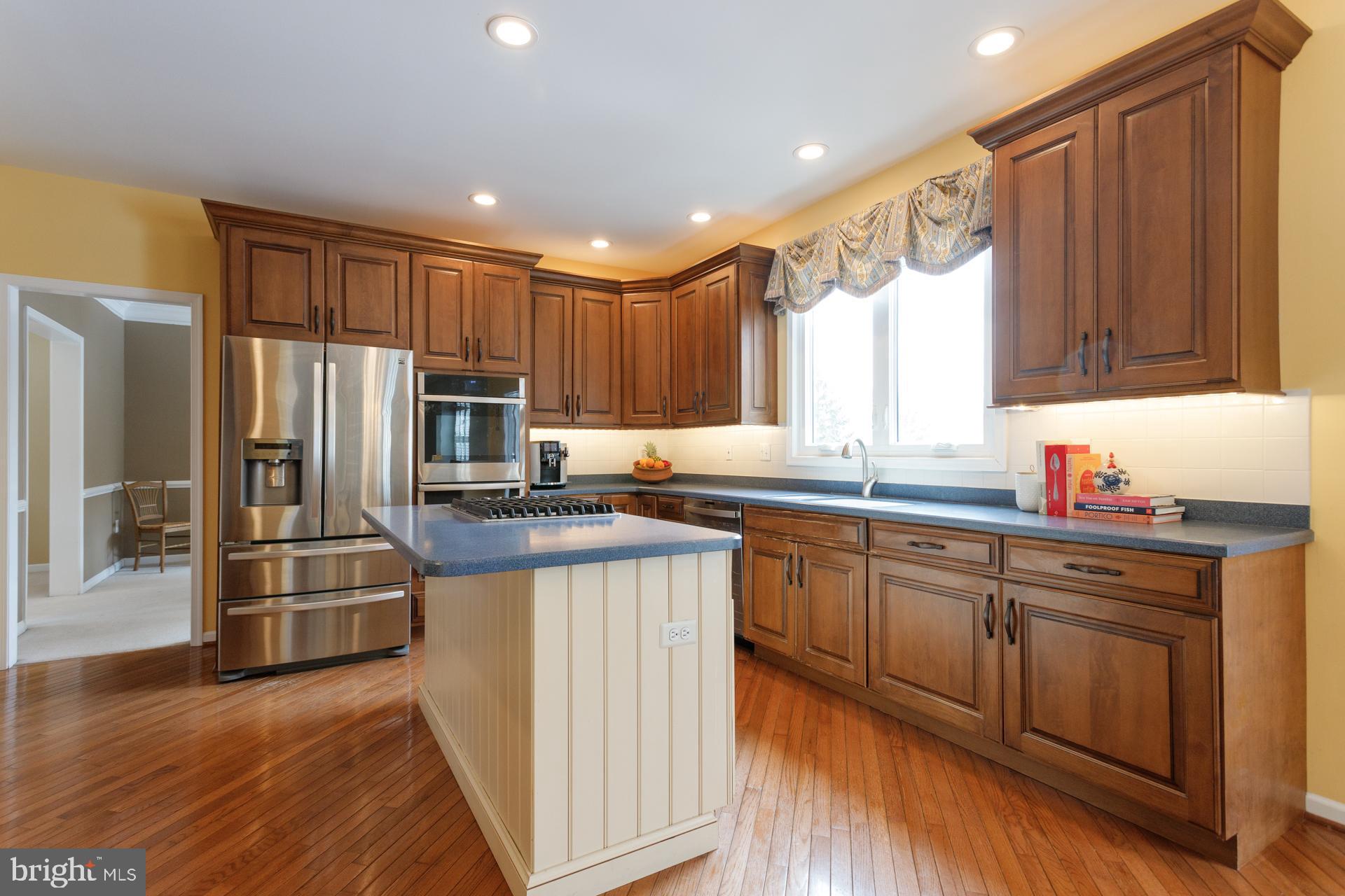 MEADOWBROOK - Residential