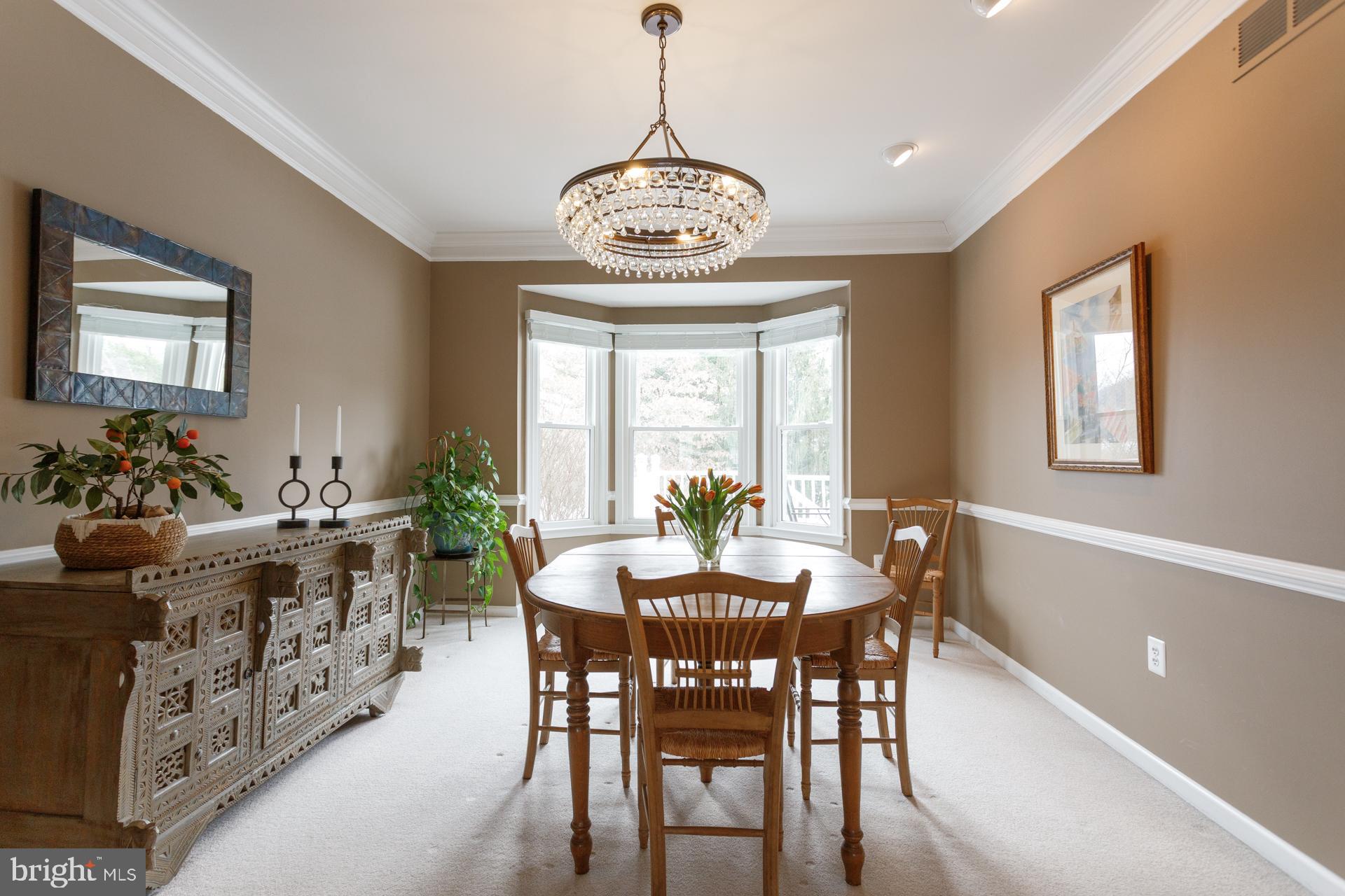 MEADOWBROOK - Residential