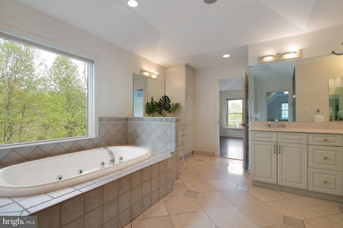 HERALD HARBOR - Residential