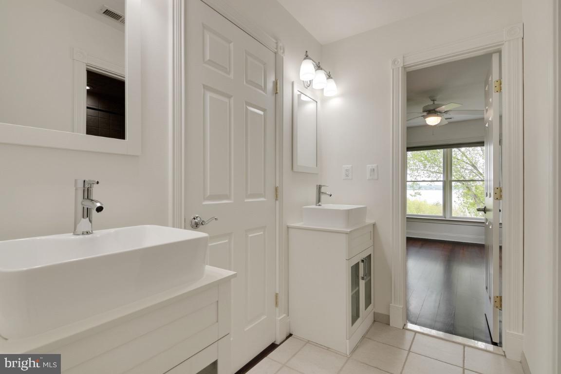 HERALD HARBOR - Residential