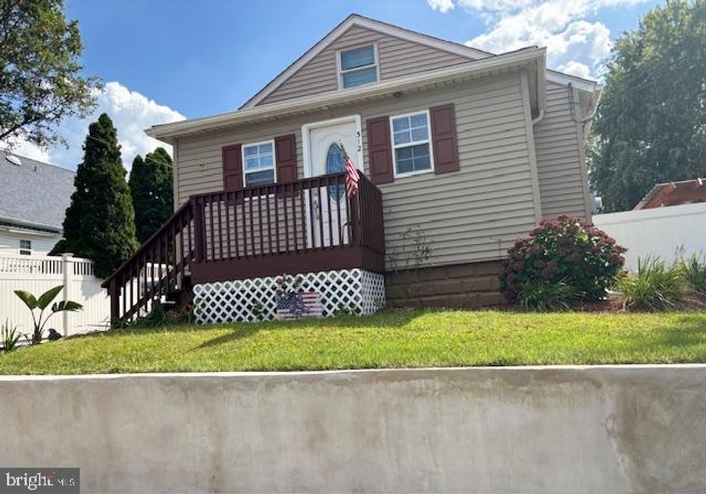 Photo of 312 Creek Road, BELLMAWR, NJ 08031 (MLS # NJCD2102798)
