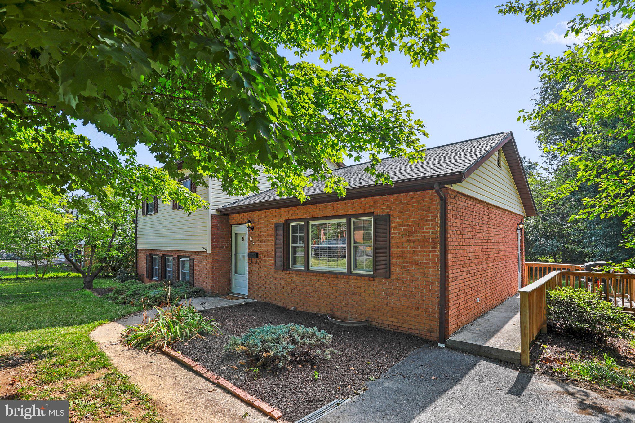 BELVEDERE HEIGHTS - Residential