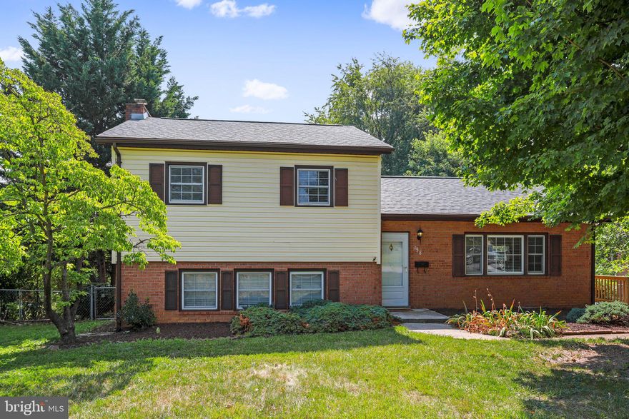 RARE FIND: 4 bed, 2 bath home in Charles Town for under $300,000! Charming home in a quiet neighborhood. Freshly updated and move in ready! The lower level has its own living room, bedroom, full bath, and outside door which would allow for a separate living space. Lots of recent updates: Roof replaced in 2019.  All new stainless steel kitchen appliances. New LVP on the lower level and new toilets, vanities, and blinds. Great fenced backyard with patio seating area. Mature trees provide privacy. Great location close to 115 and 340 for easy commuting. High speed internet available through Xfinity. This would be an excellent starter home! OFFER DEADLINE: Sunday, July 30th, at 12 PM.