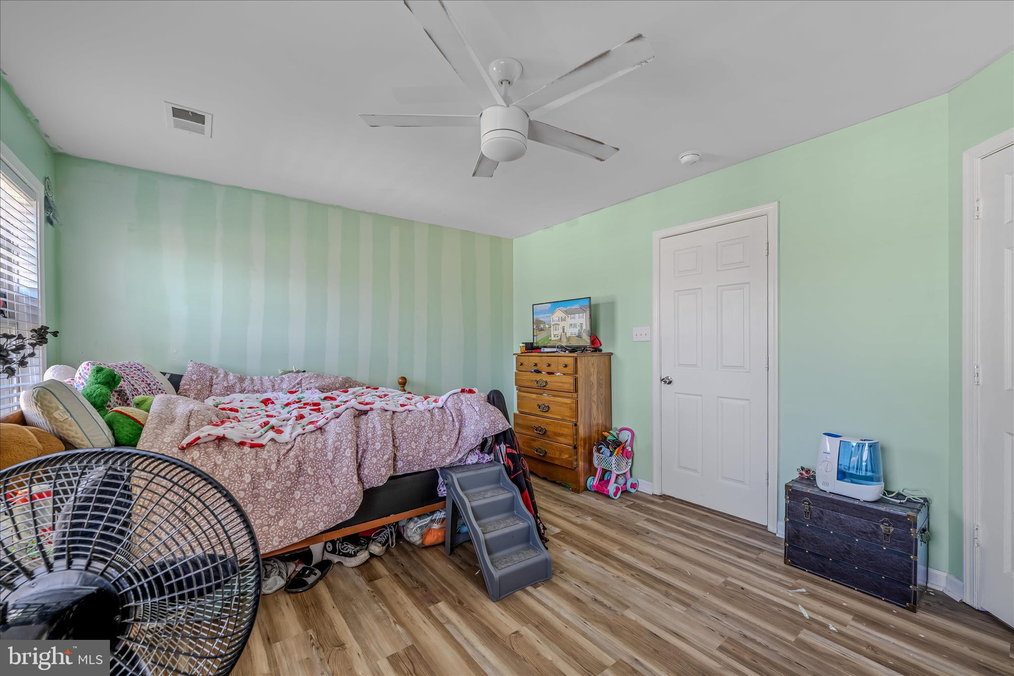 LAUREL RIDGE - Residential