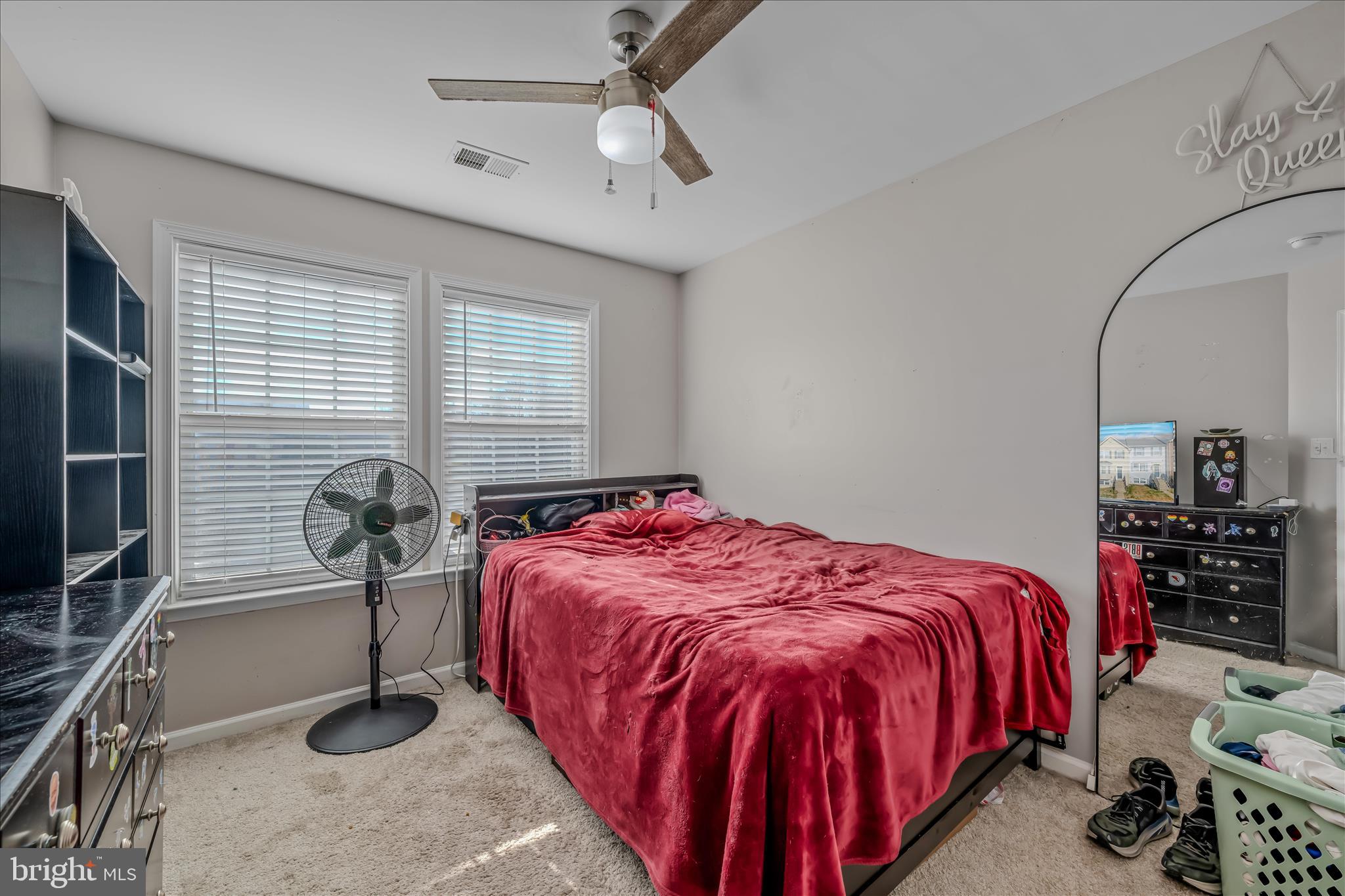 LAUREL RIDGE - Residential