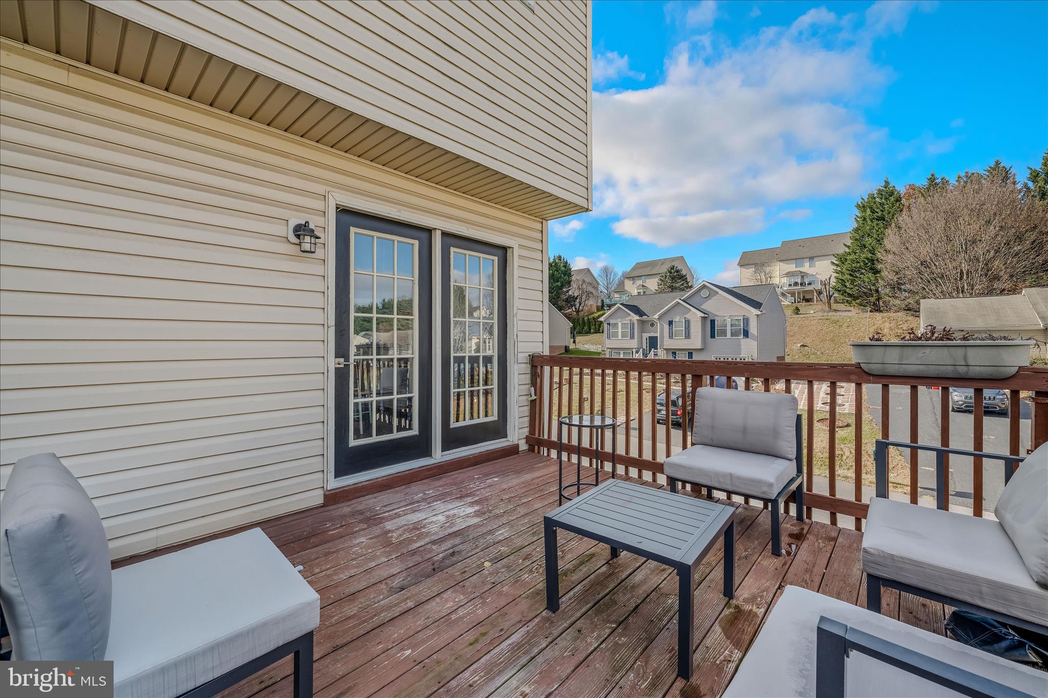 LAUREL RIDGE - Residential