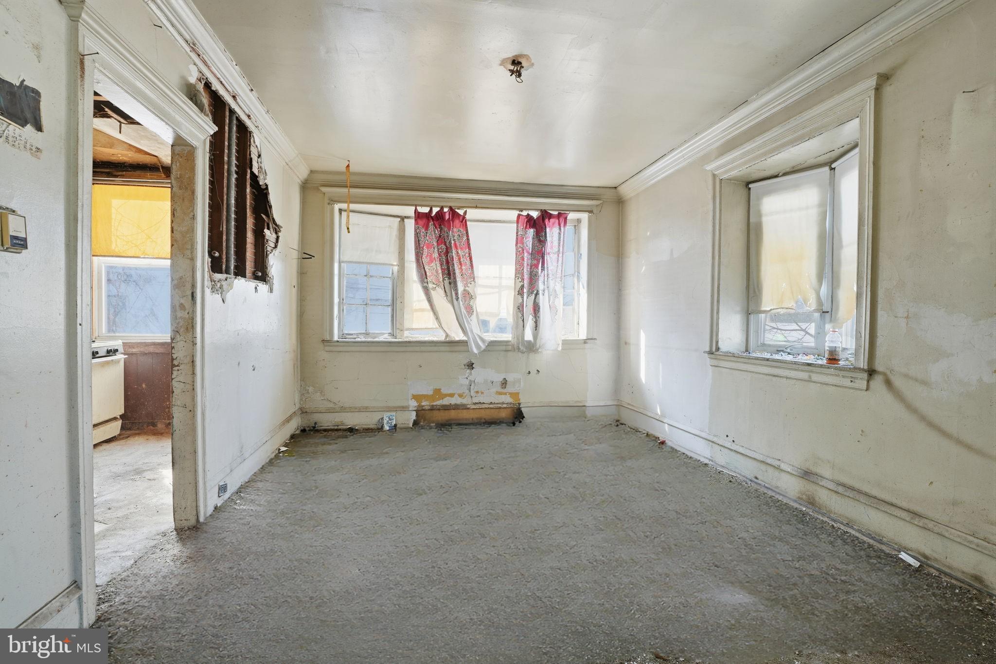 1940 W VENANGO STREET