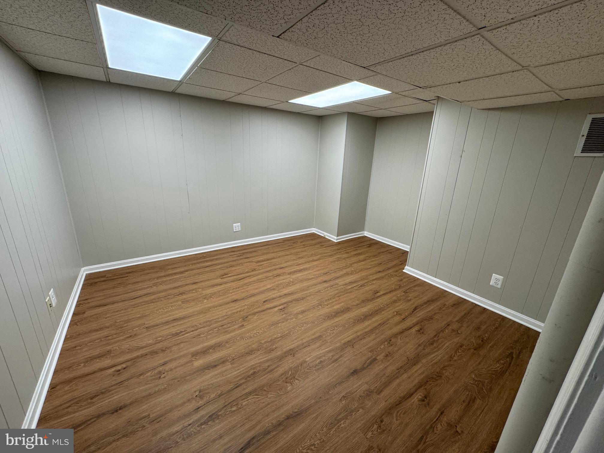 SPRINGFIELD MANOR - Residential