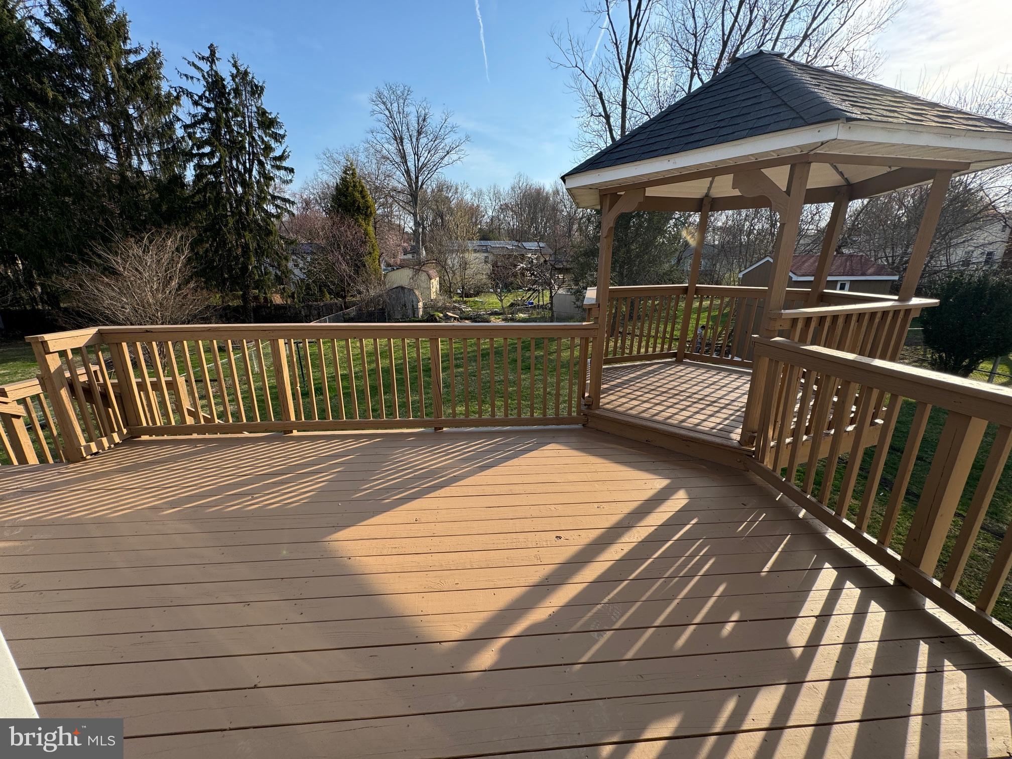 SPRINGFIELD MANOR - Residential