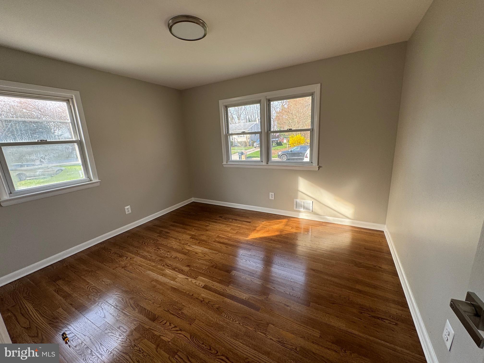 SPRINGFIELD MANOR - Residential