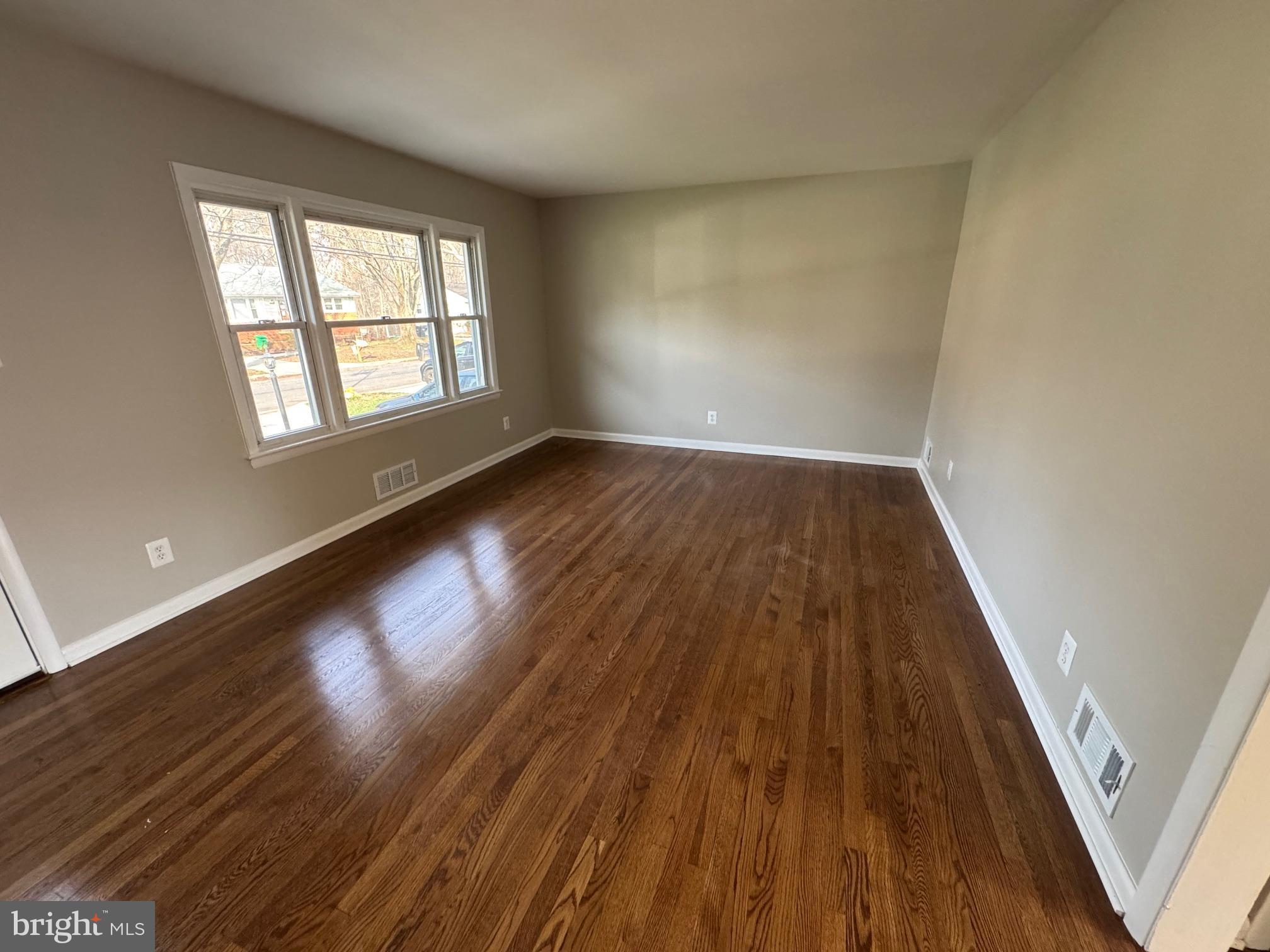 SPRINGFIELD MANOR - Residential