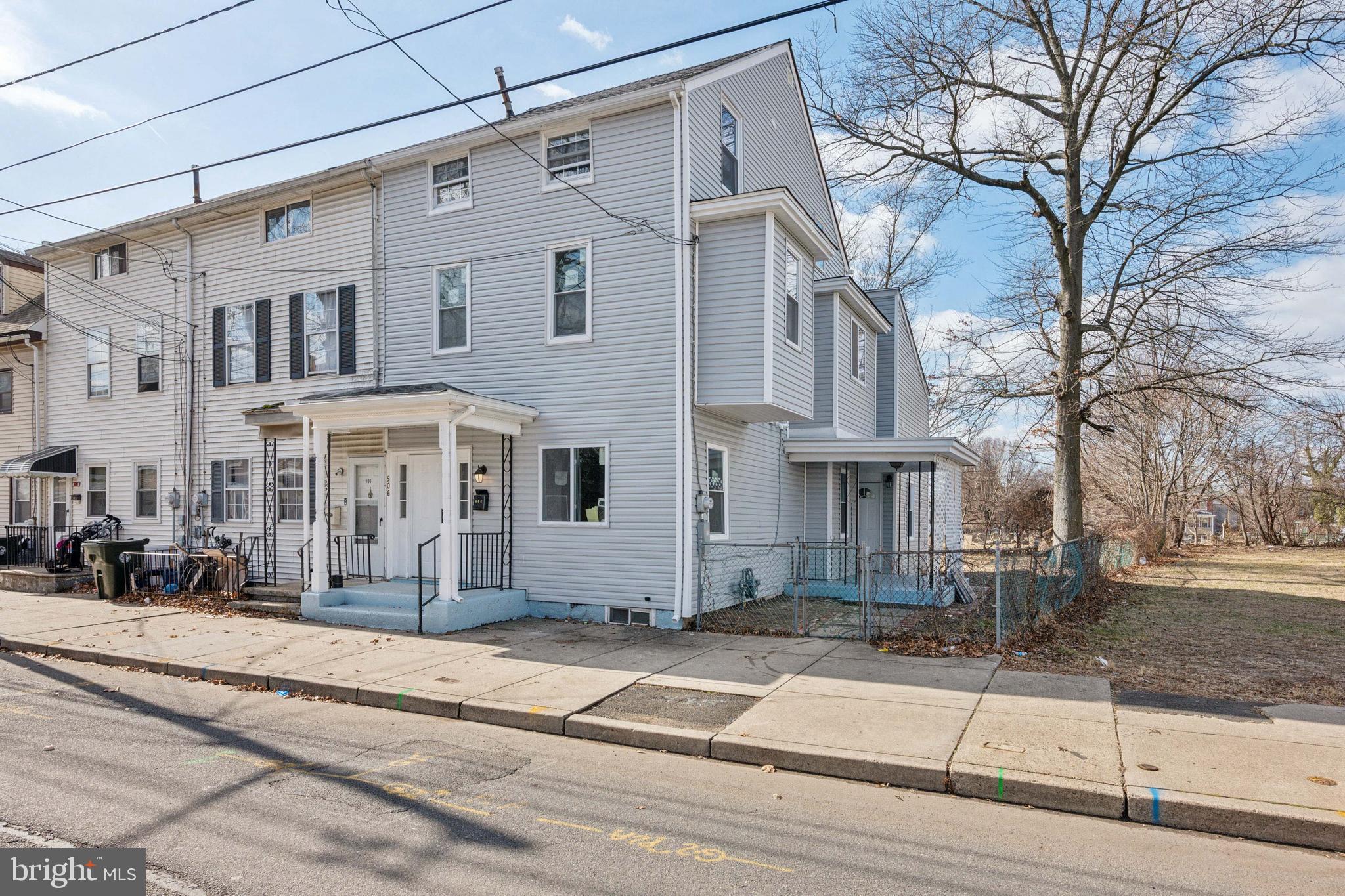 504 YORK STREET