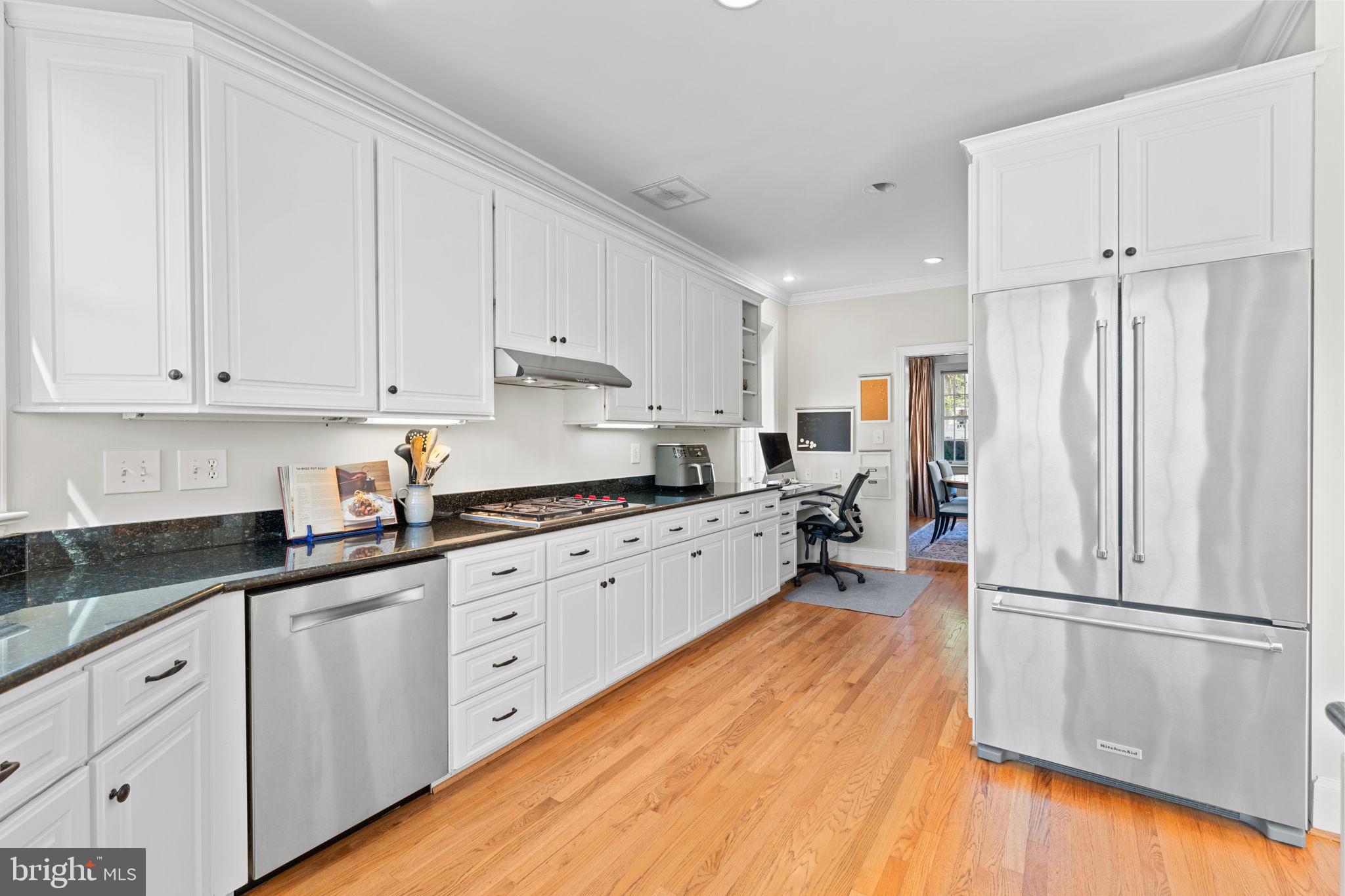 CLUB MANOR ESTATES - Residential