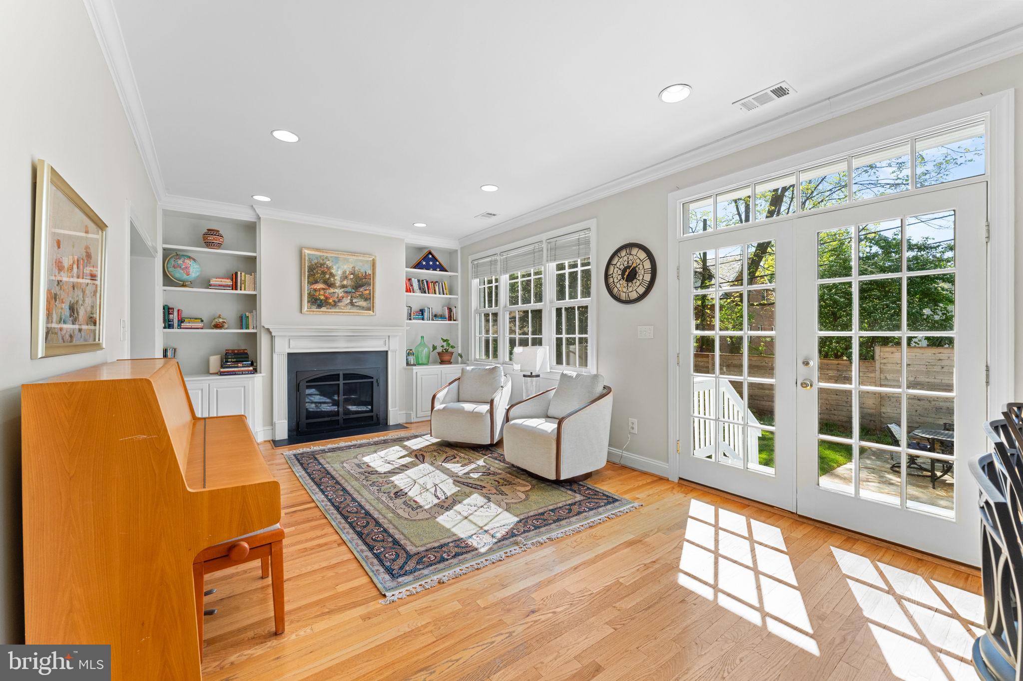 CLUB MANOR ESTATES - Residential