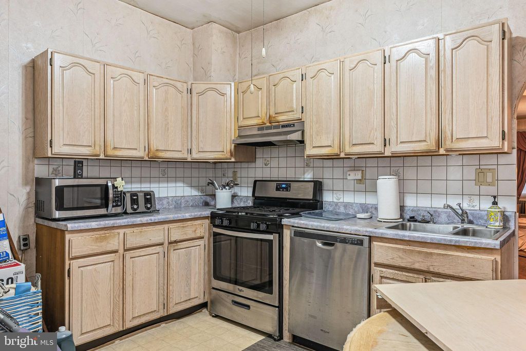 Photo of 6125 Cottage Street, PHILADELPHIA, PA 19135 (MLS # PAPH2584950)