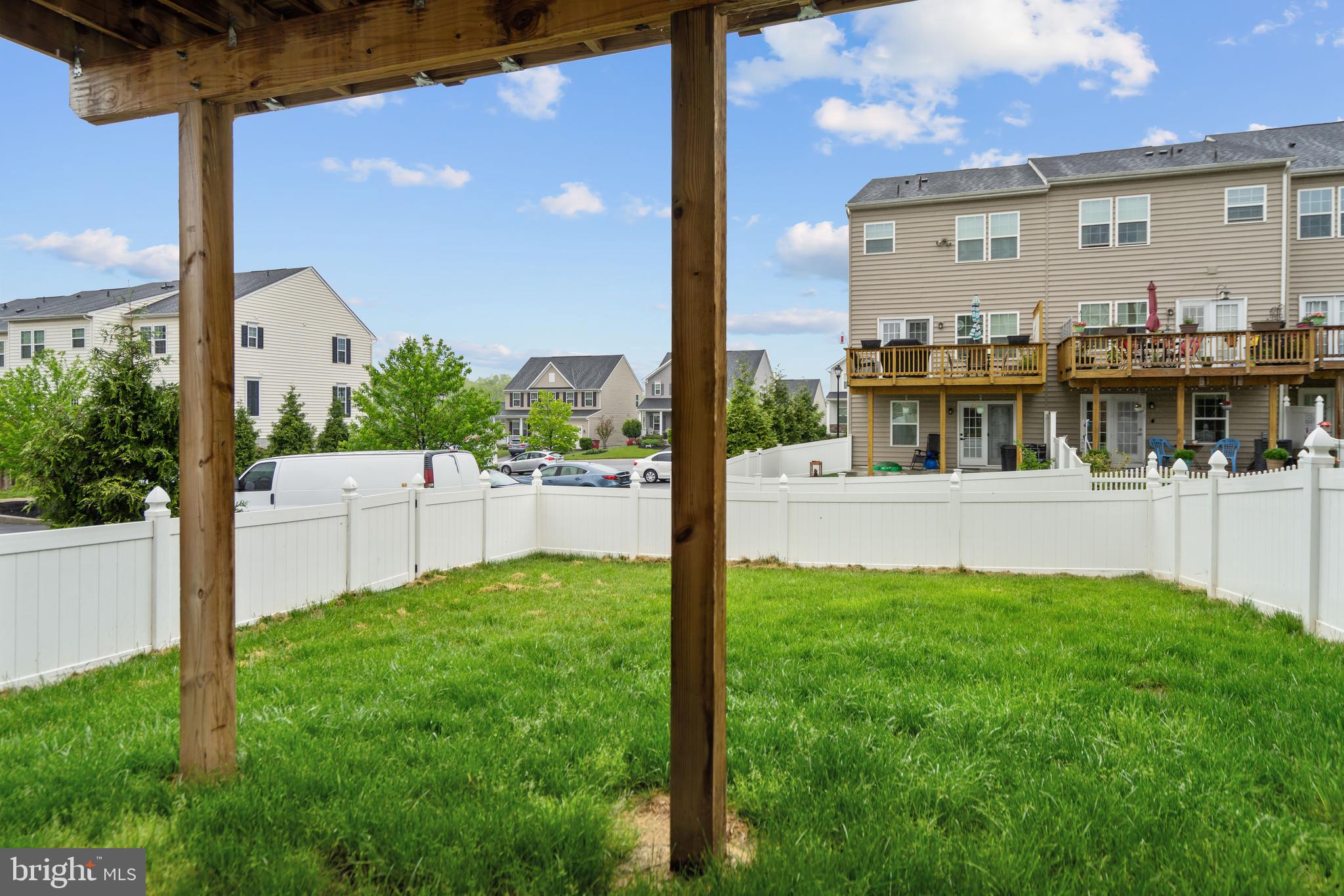 POTOMAC STATION - Residential