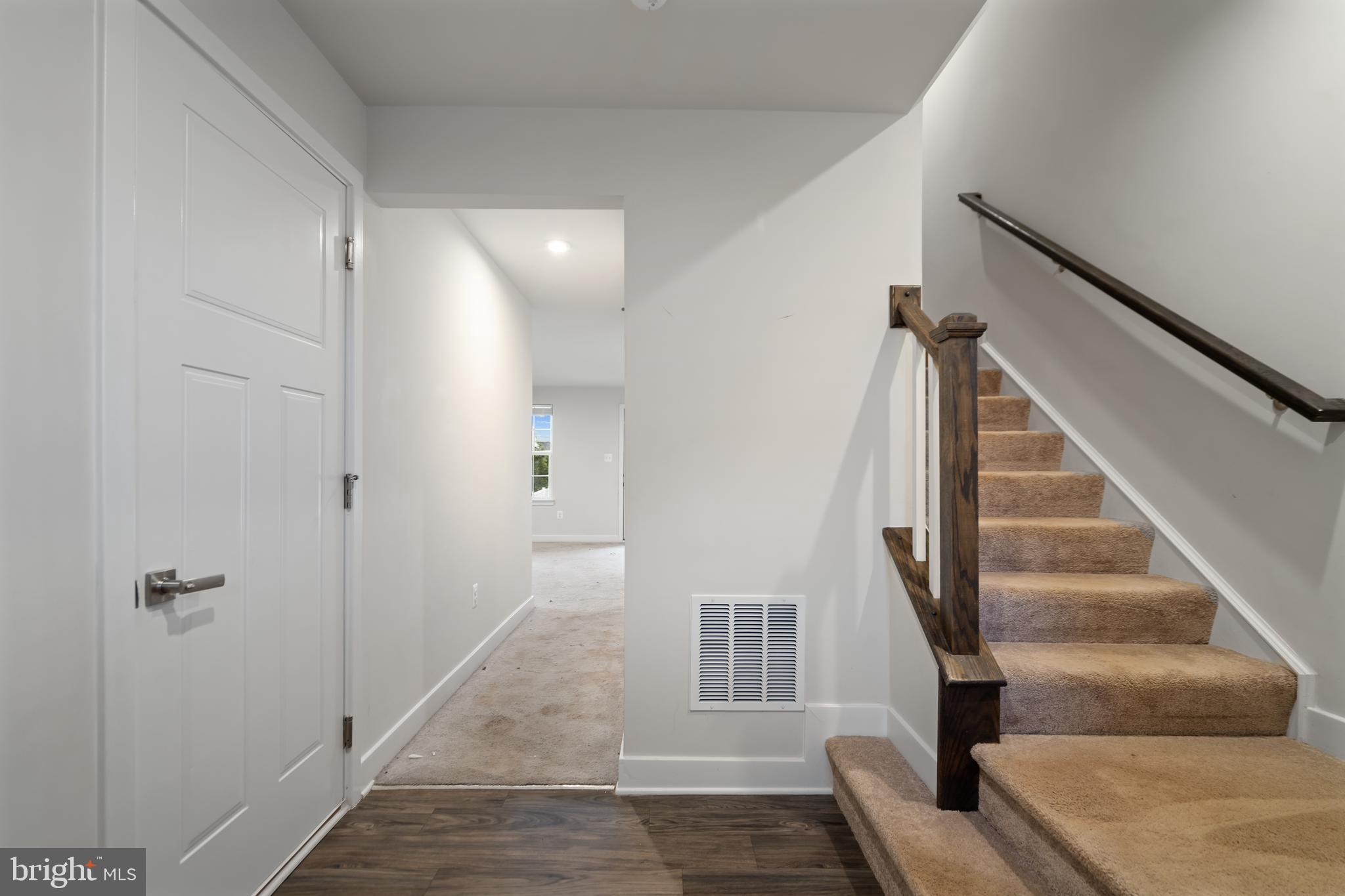 POTOMAC STATION - Residential