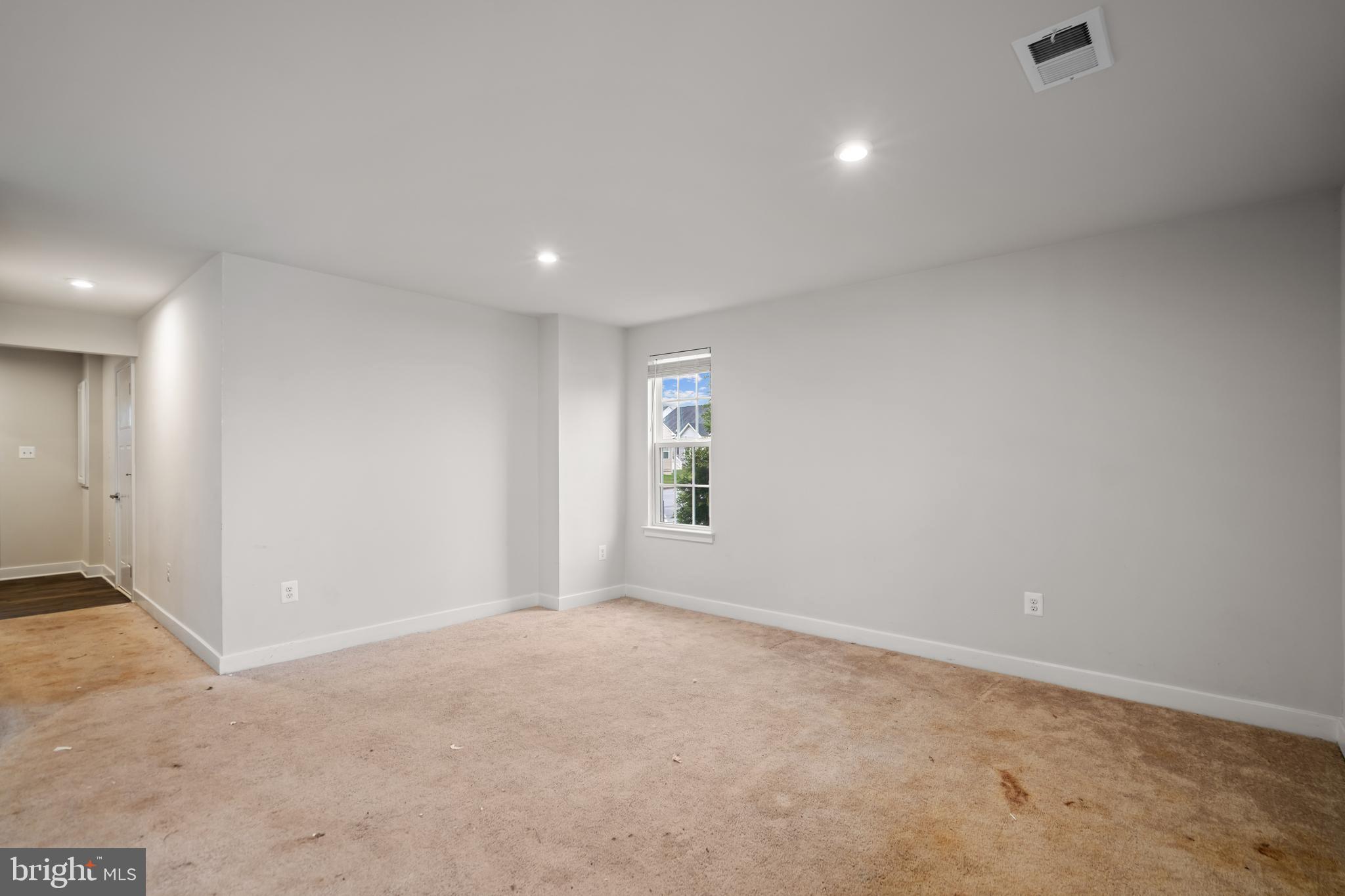 POTOMAC STATION - Residential