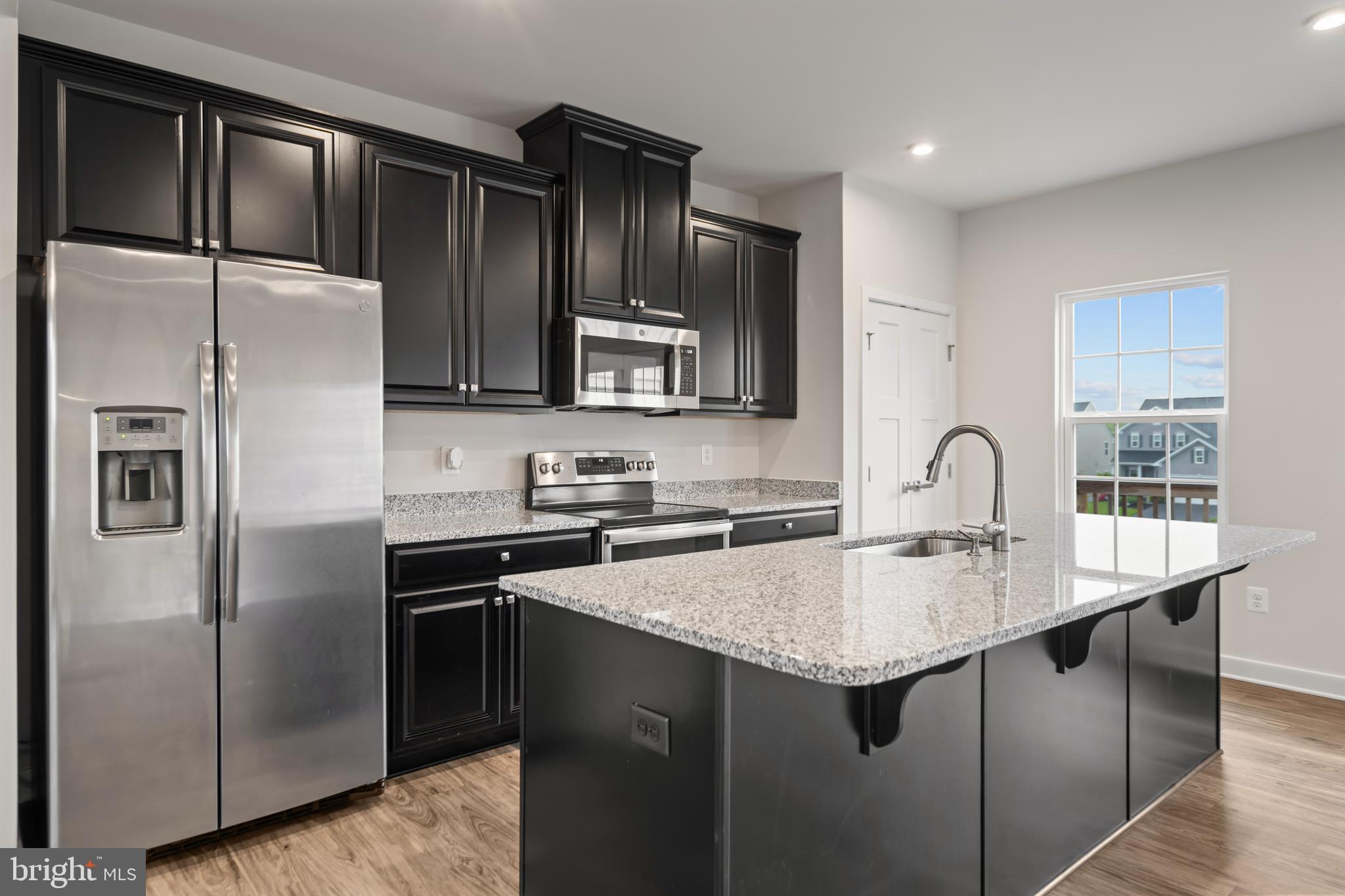 POTOMAC STATION - Residential