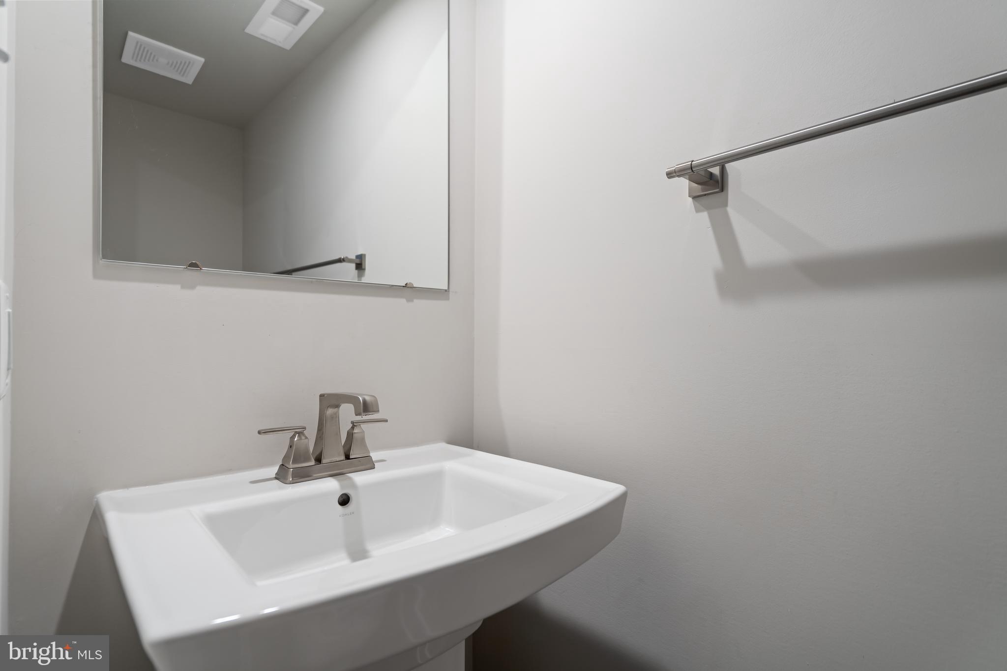 POTOMAC STATION - Residential