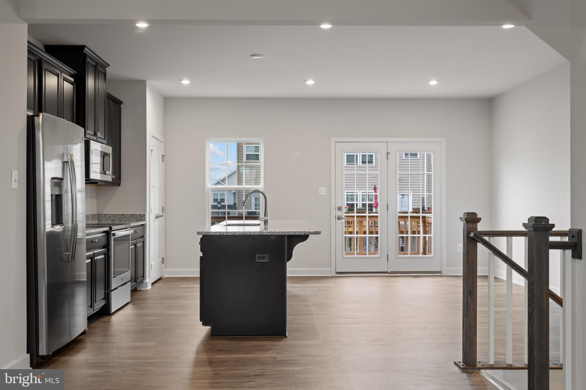 POTOMAC STATION - Residential