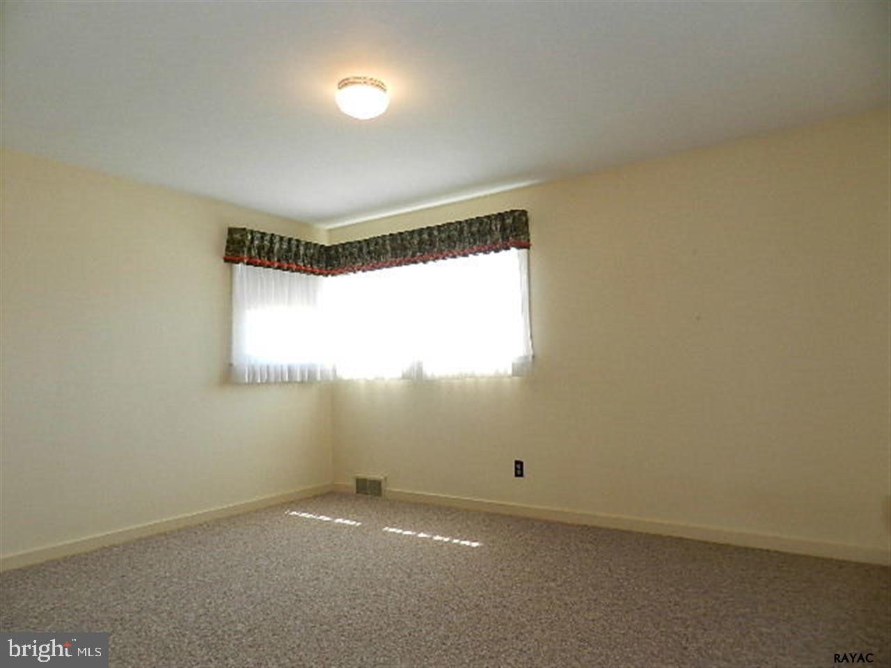 HAINES ACRES - Residential