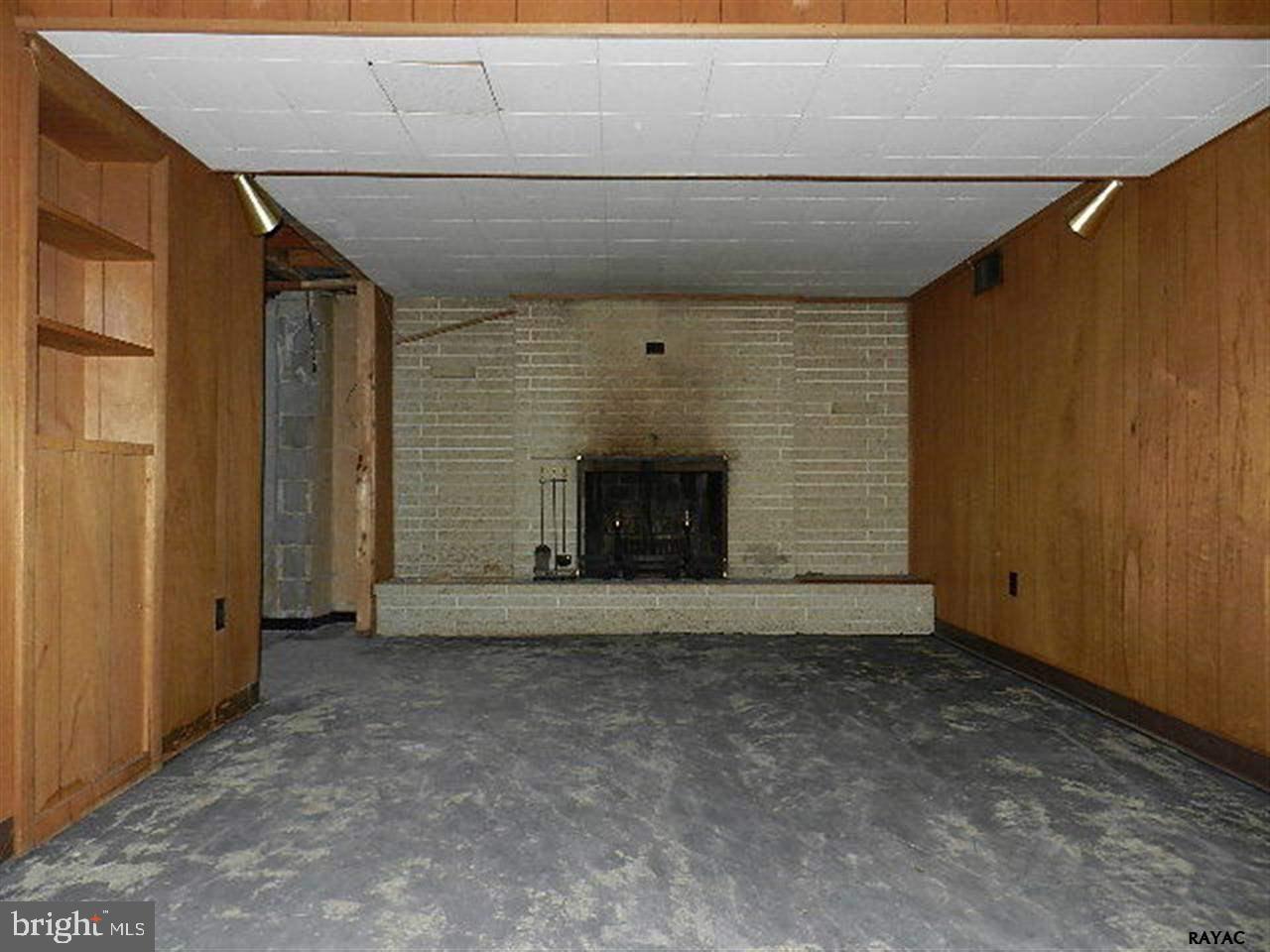 HAINES ACRES - Residential