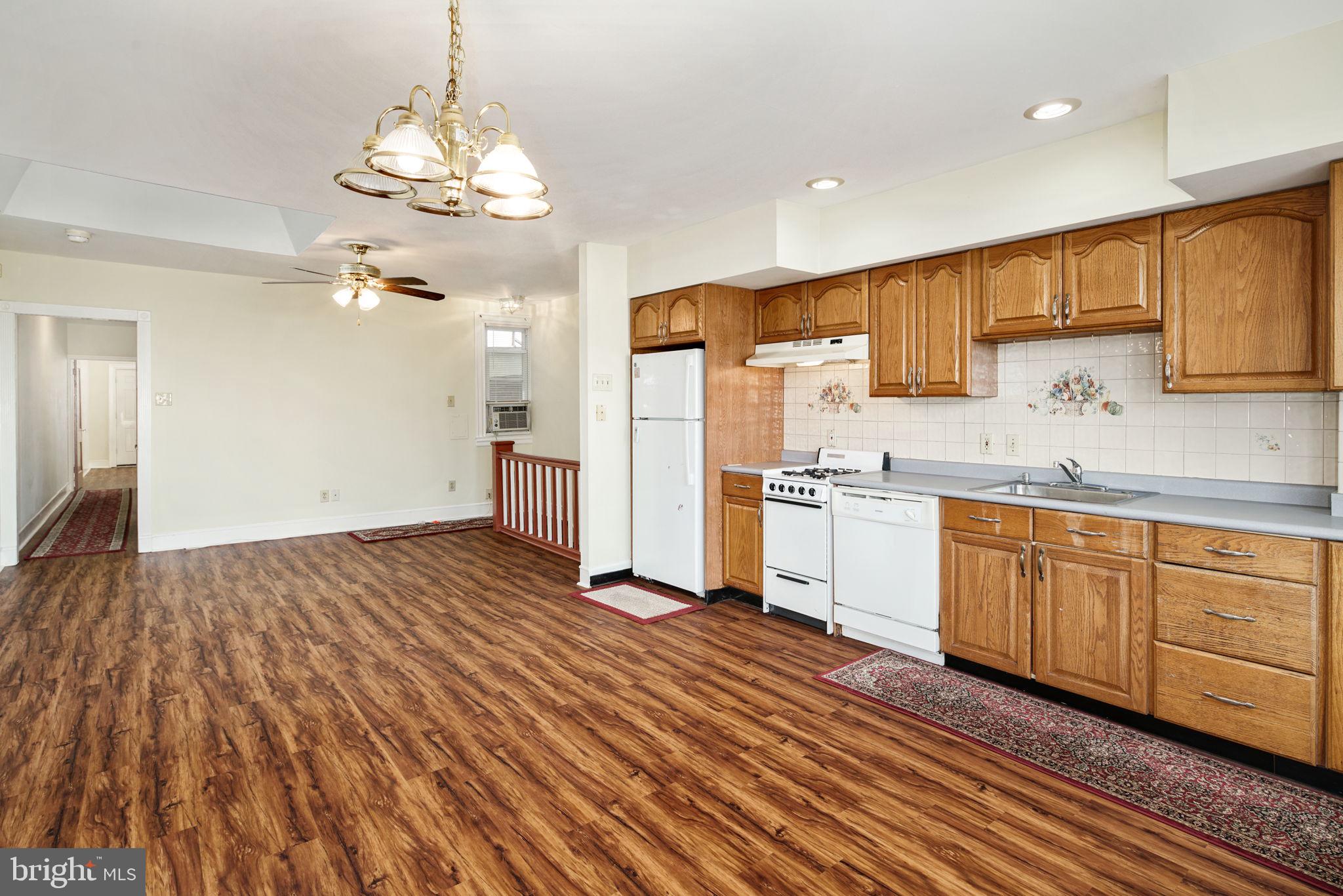 BURHOLME - Residential Lease