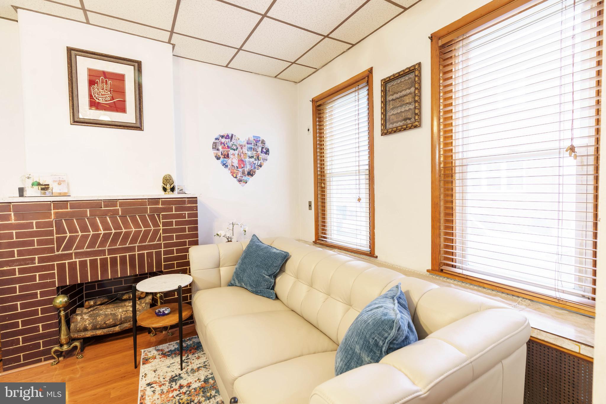 LOWER MOYAMENSING - Residential