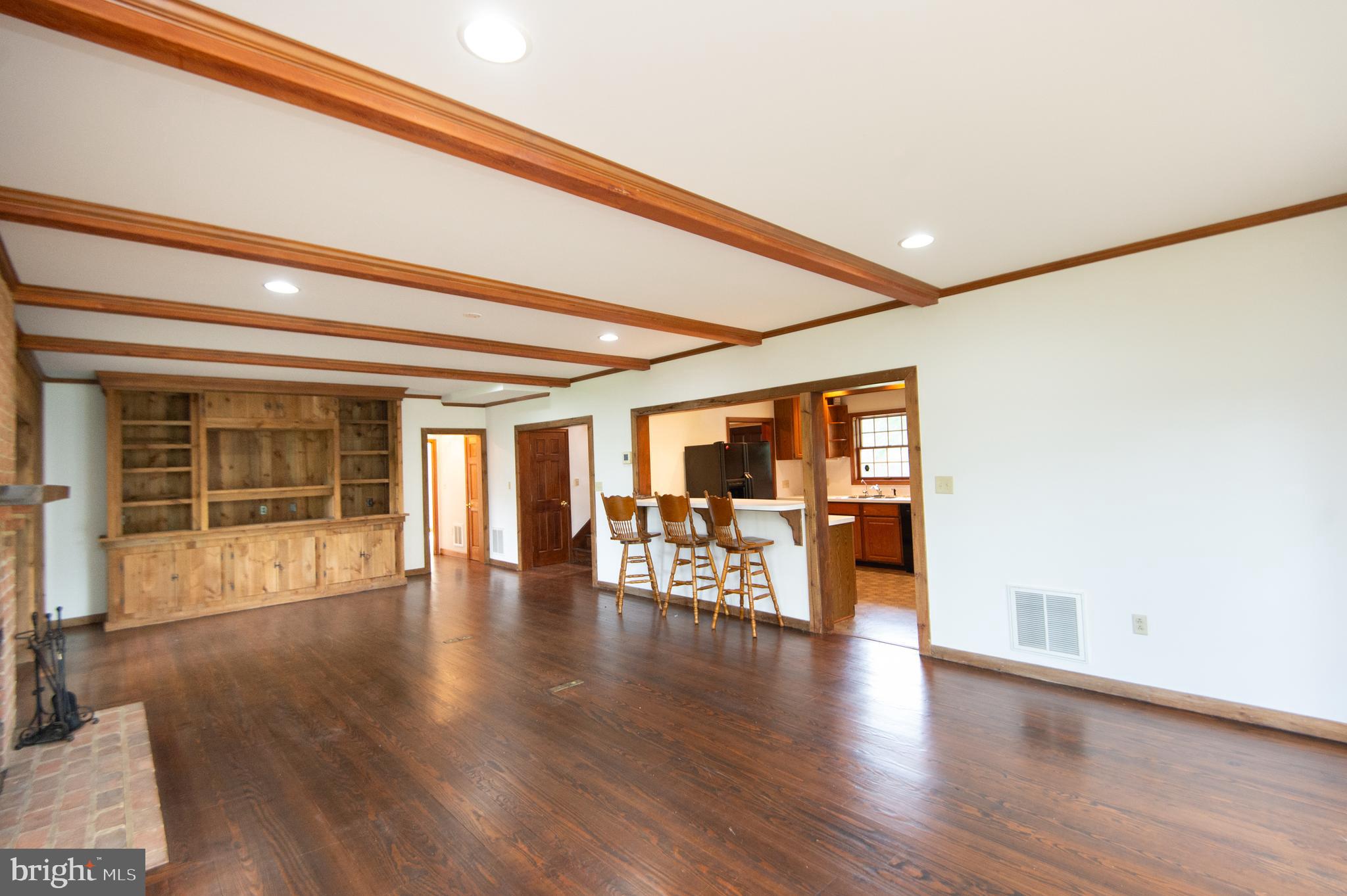 ROYAL OAK - Residential