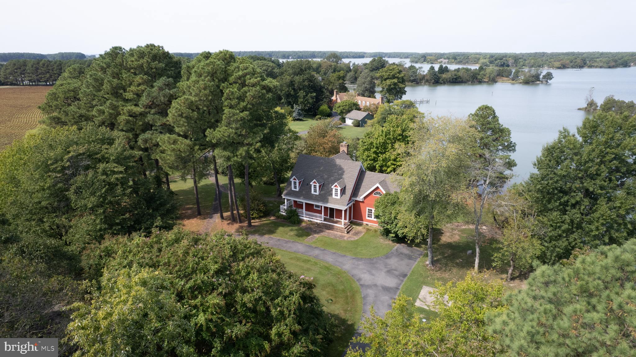 ROYAL OAK - Residential