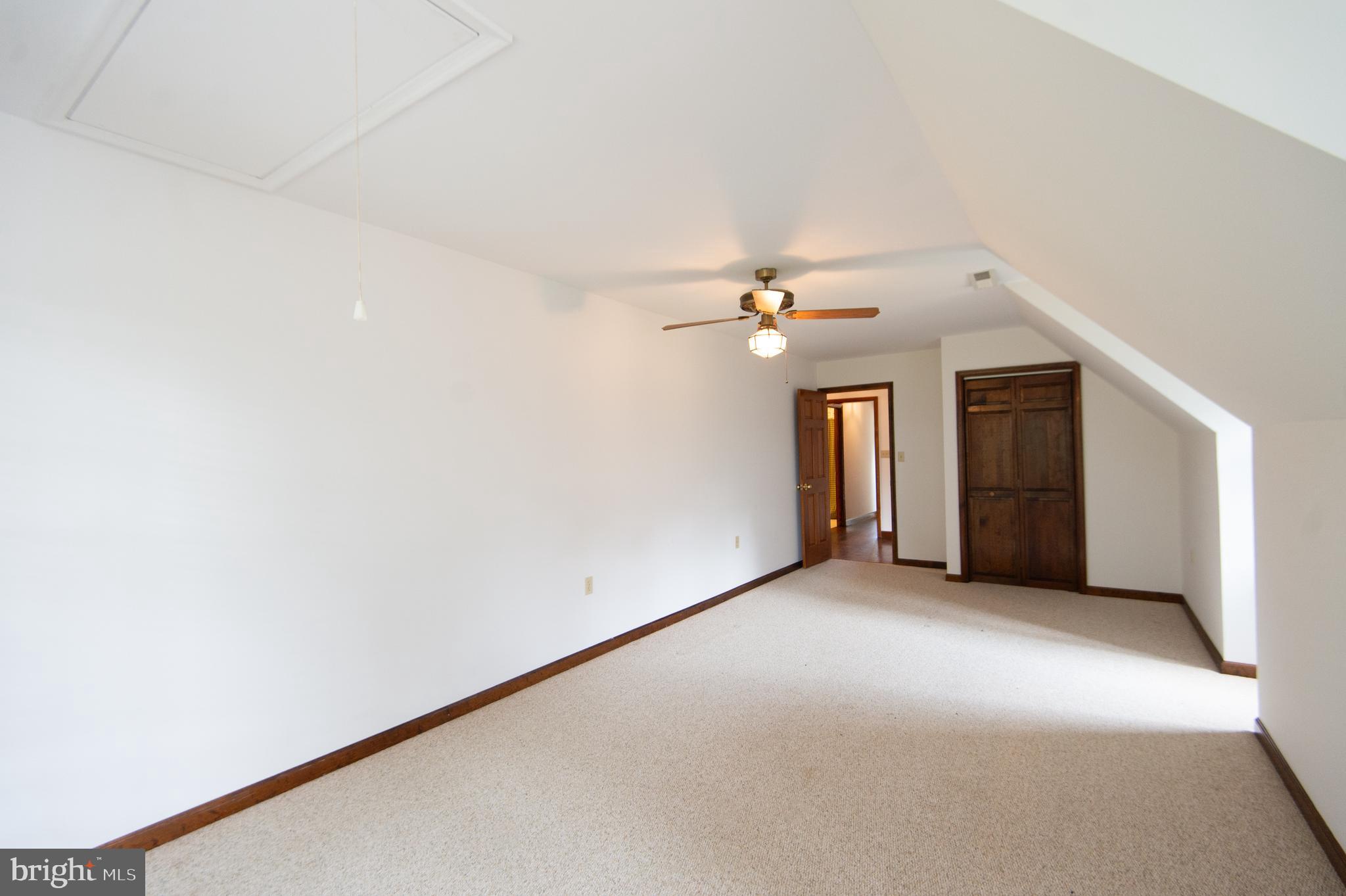 ROYAL OAK - Residential