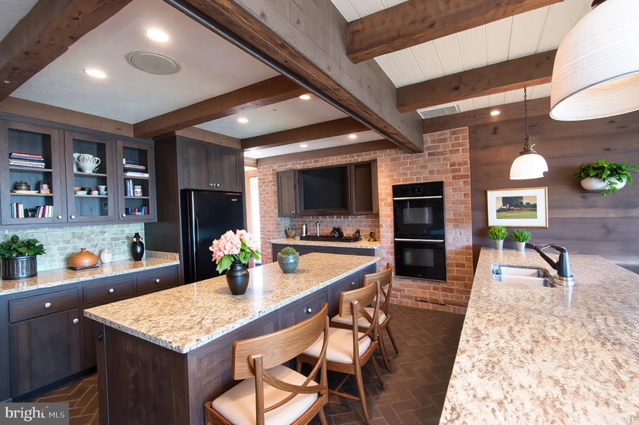 ROYAL OAK - Residential