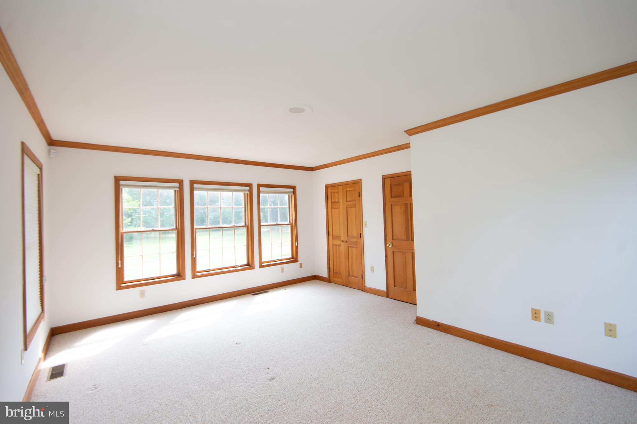 ROYAL OAK - Residential