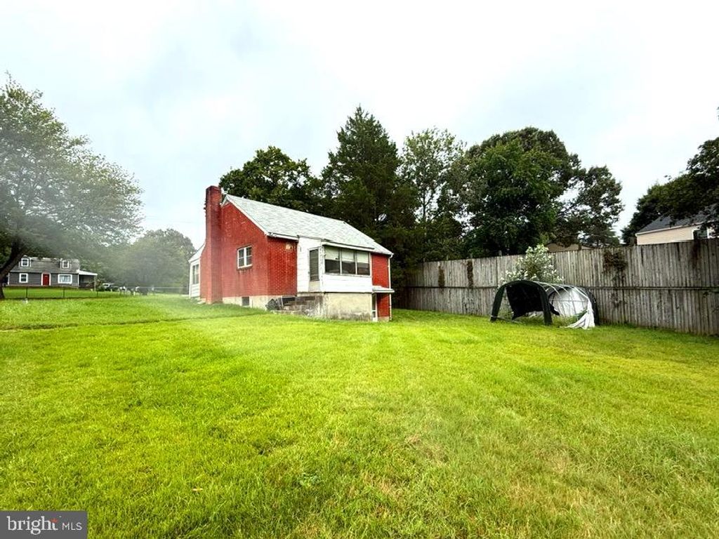 Photo of 7844 Clark Station Road, SEVERN, MD 21144 (MLS # MDAA2129786)