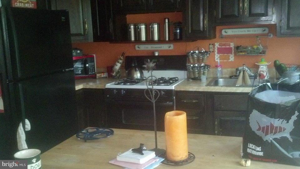 ELMWOOD - Residential