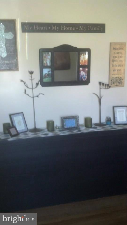 ELMWOOD - Residential