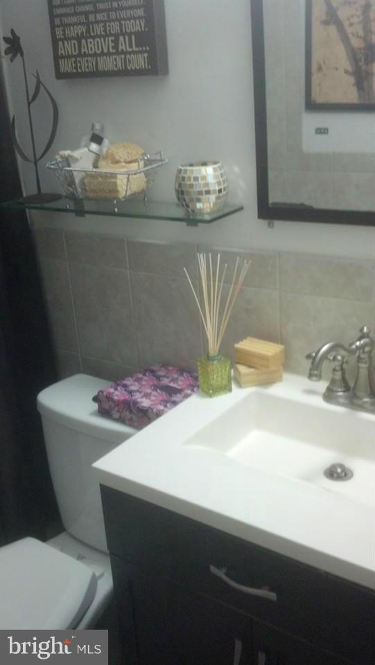 ELMWOOD - Residential