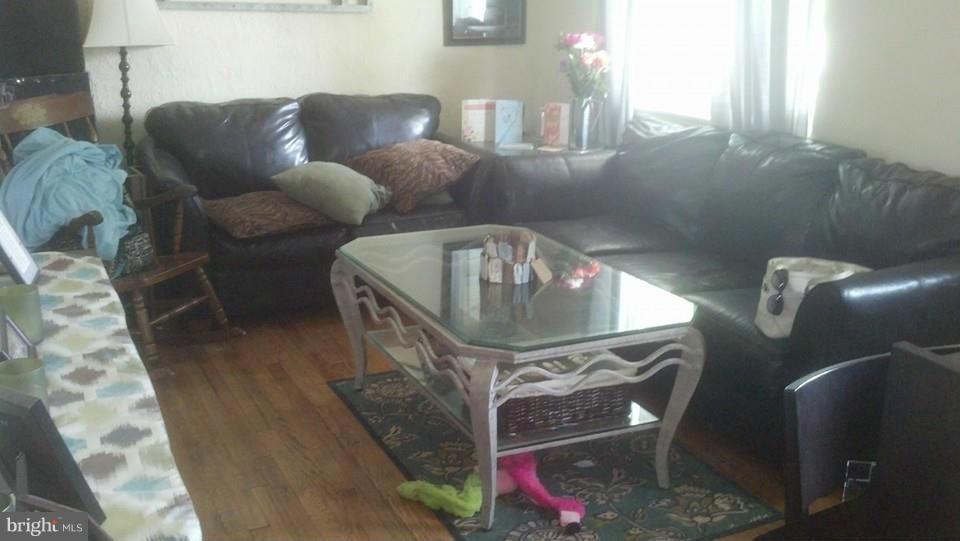 ELMWOOD - Residential