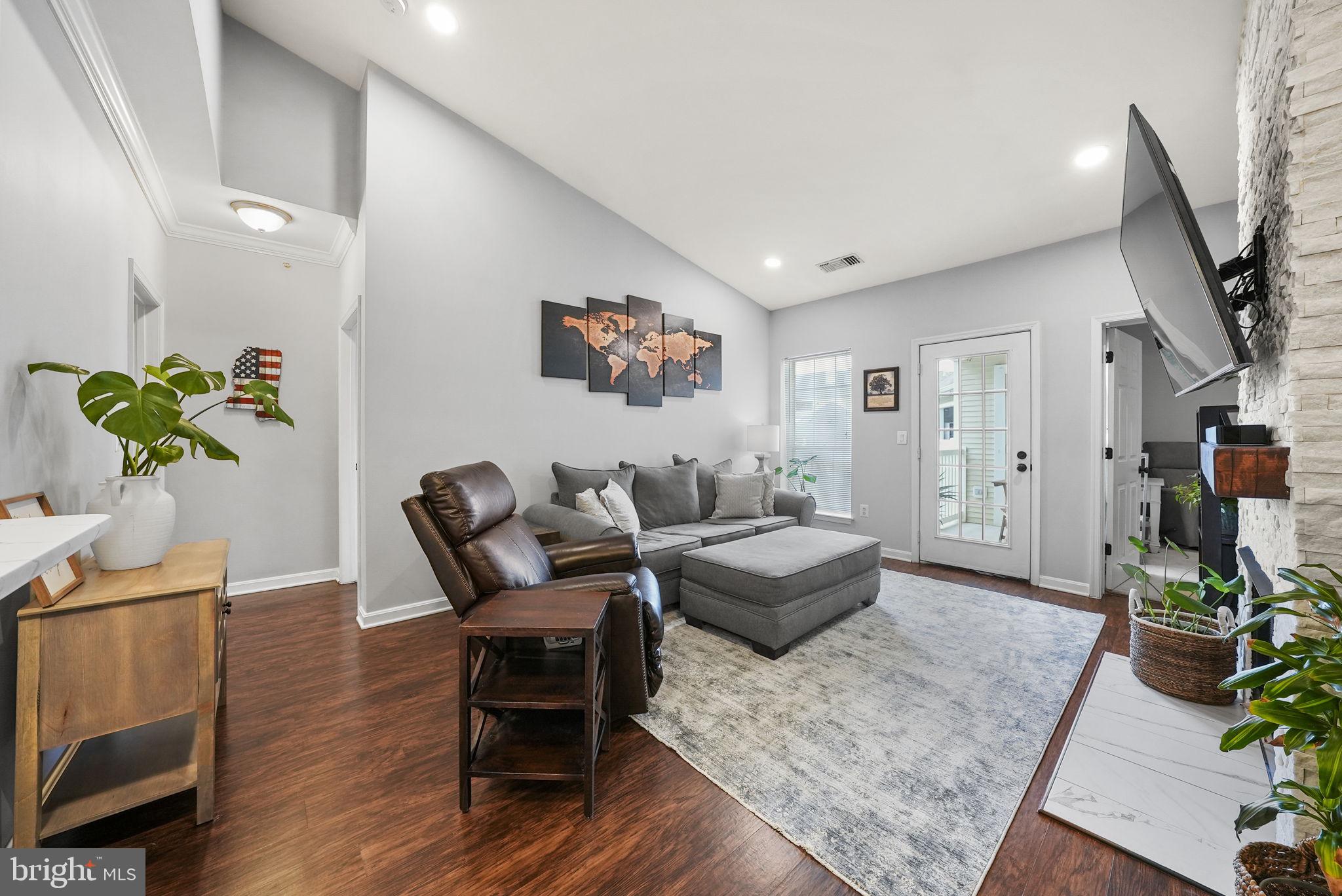 PALAZZO AT PARK CENTER - Residential