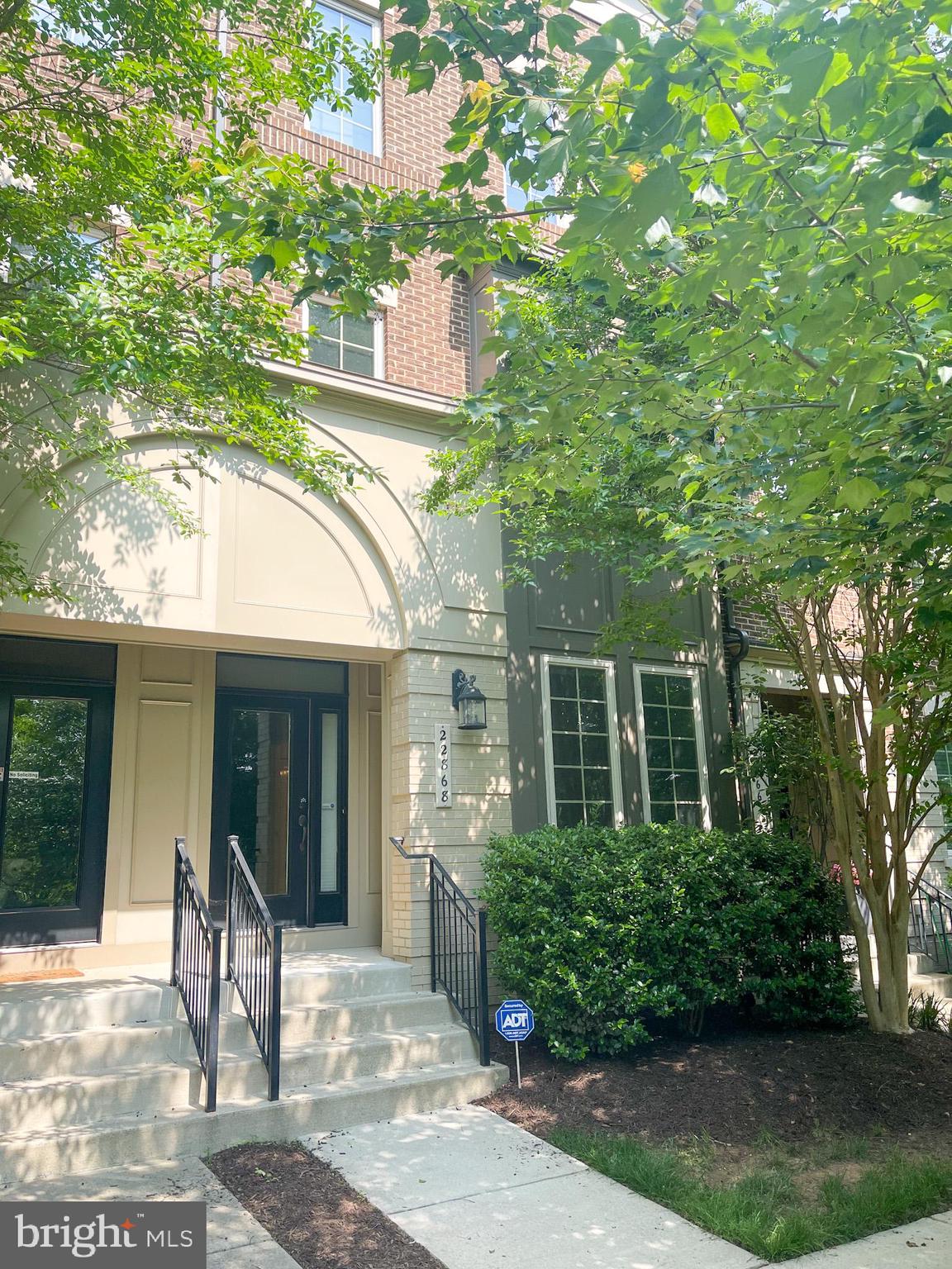 BRAMBLETON TOWN CTR RESI - Residential Lease