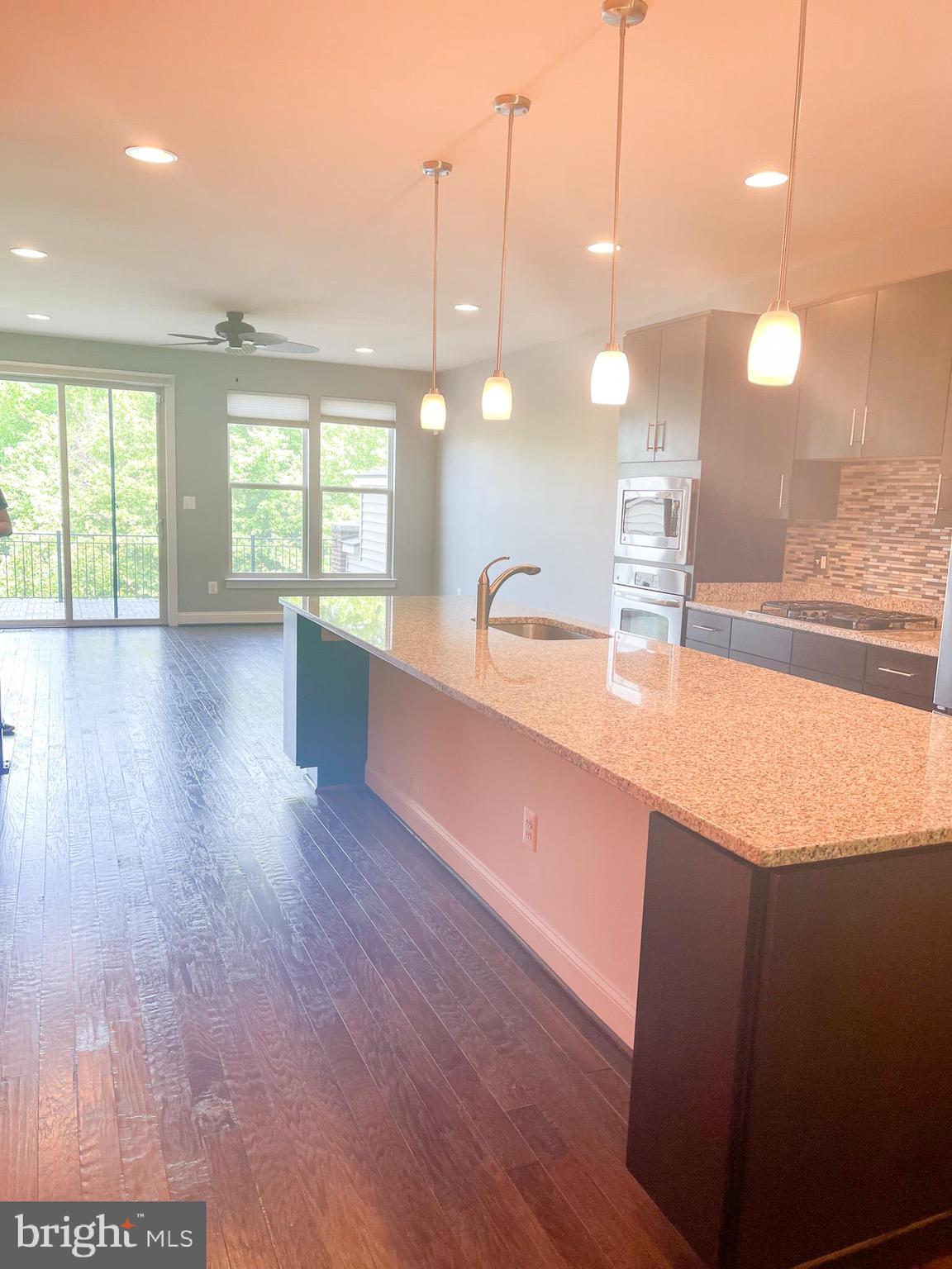 BRAMBLETON TOWN CTR RESI - Residential Lease