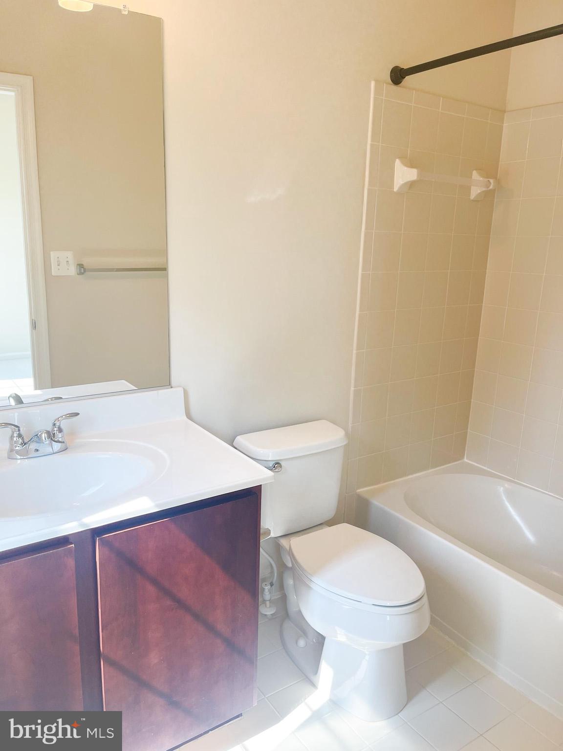 BRAMBLETON TOWN CTR RESI - Residential Lease