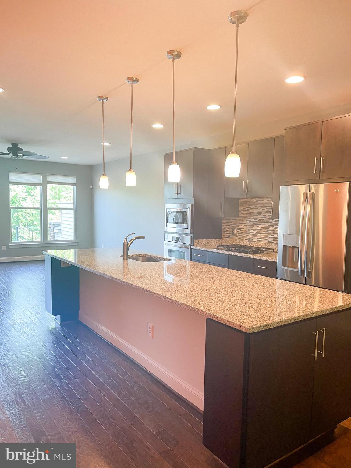 BRAMBLETON TOWN CTR RESI - Residential Lease