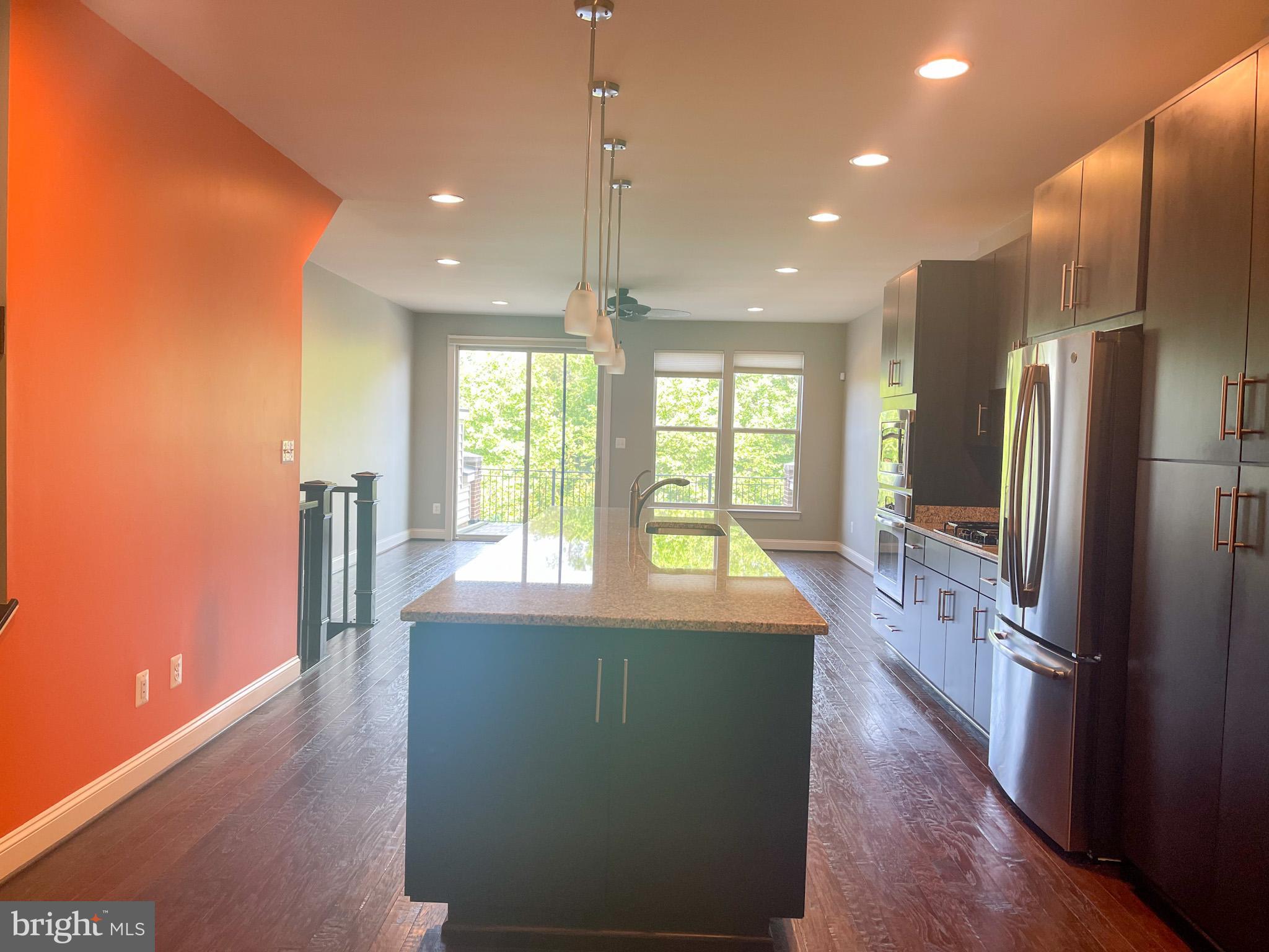 BRAMBLETON TOWN CTR RESI - Residential Lease