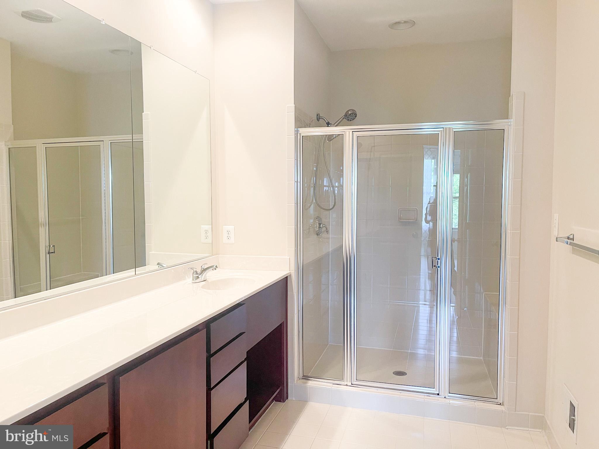 BRAMBLETON TOWN CTR RESI - Residential Lease