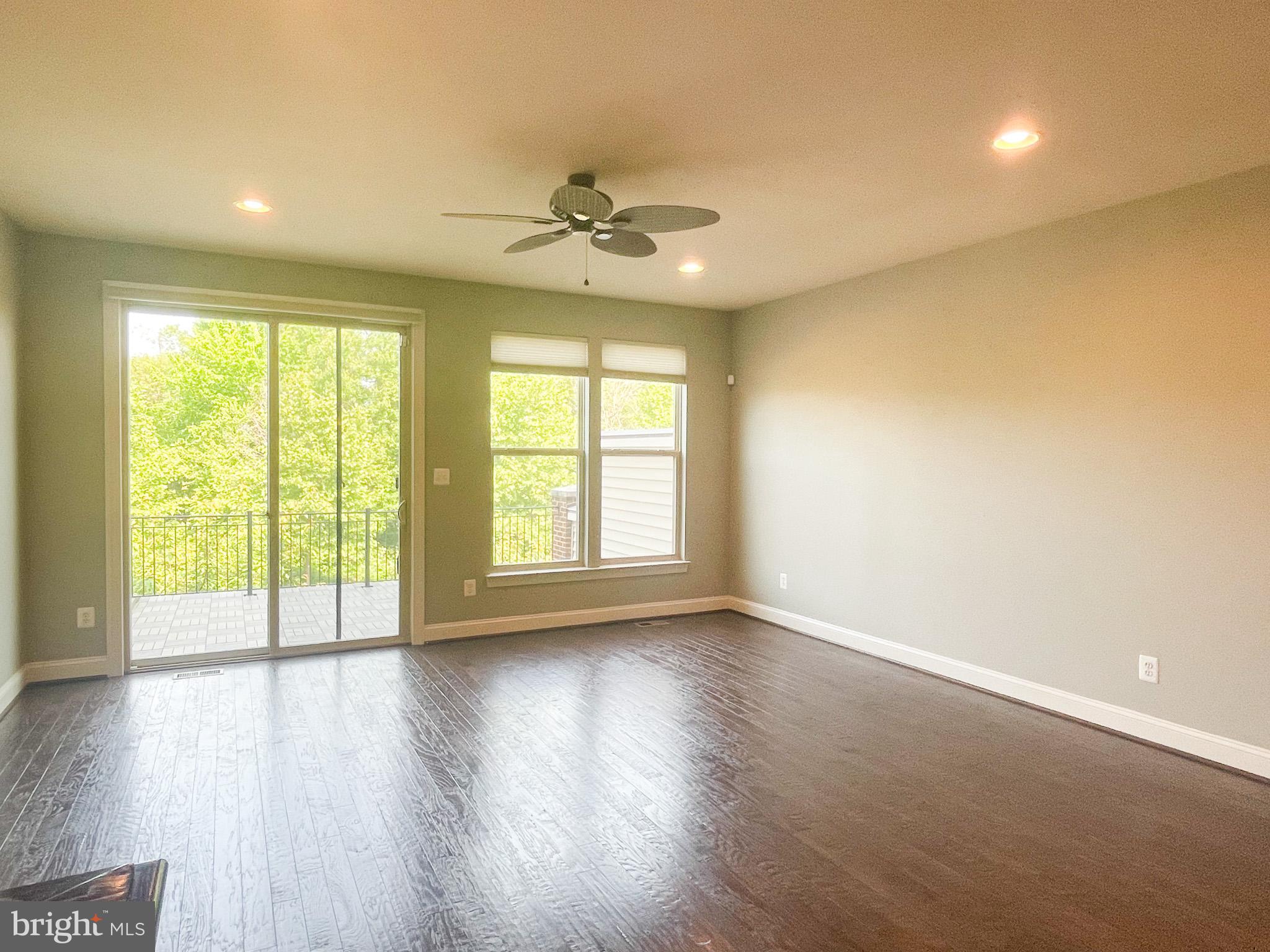 BRAMBLETON TOWN CTR RESI - Residential Lease