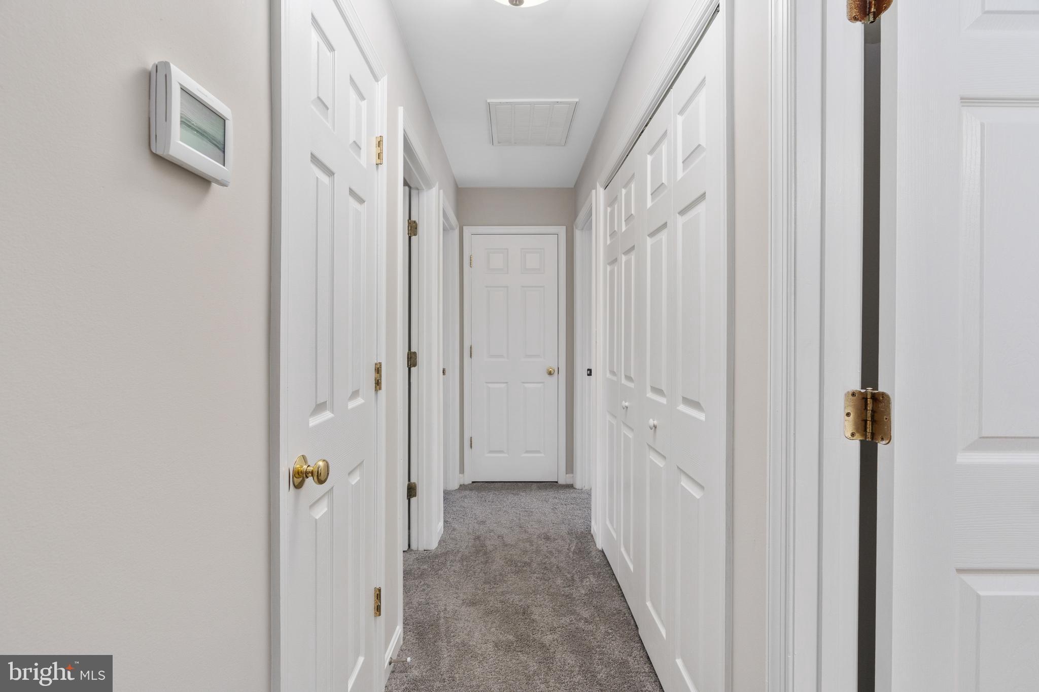 PRESIDENTIAL LAKES - Residential