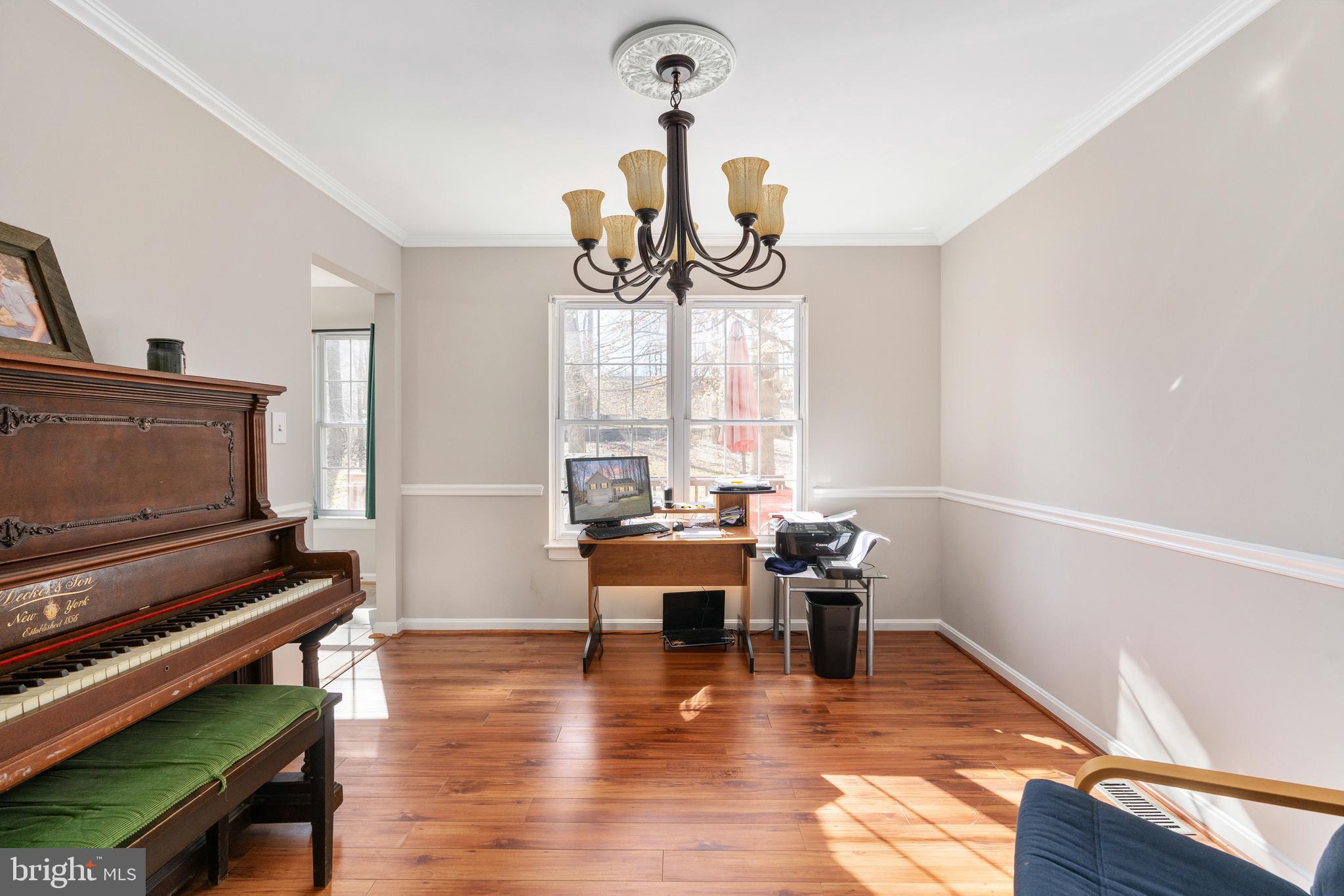 PRESIDENTIAL LAKES - Residential